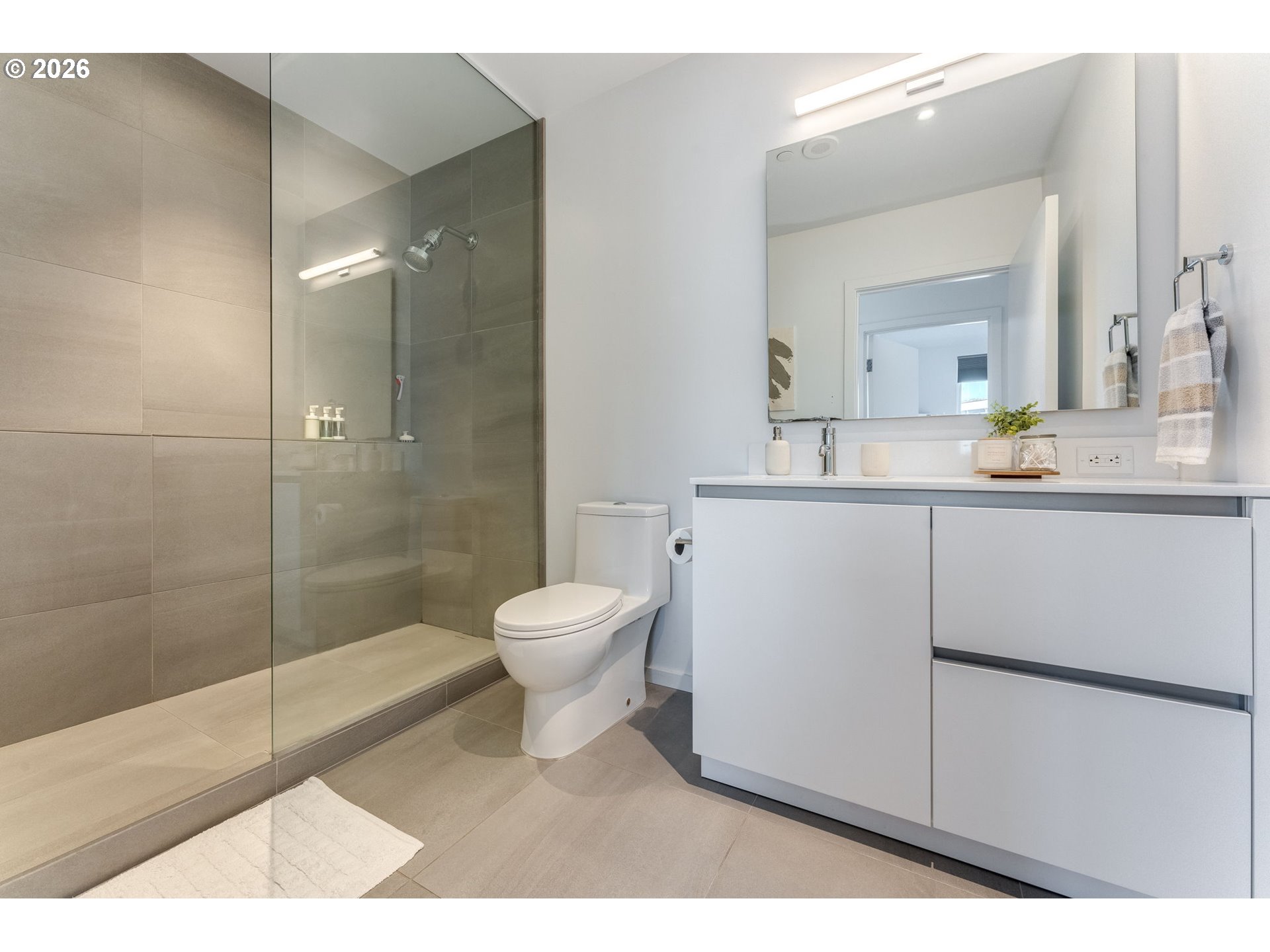 Photo #19: 226820163 Listing: Photo #19