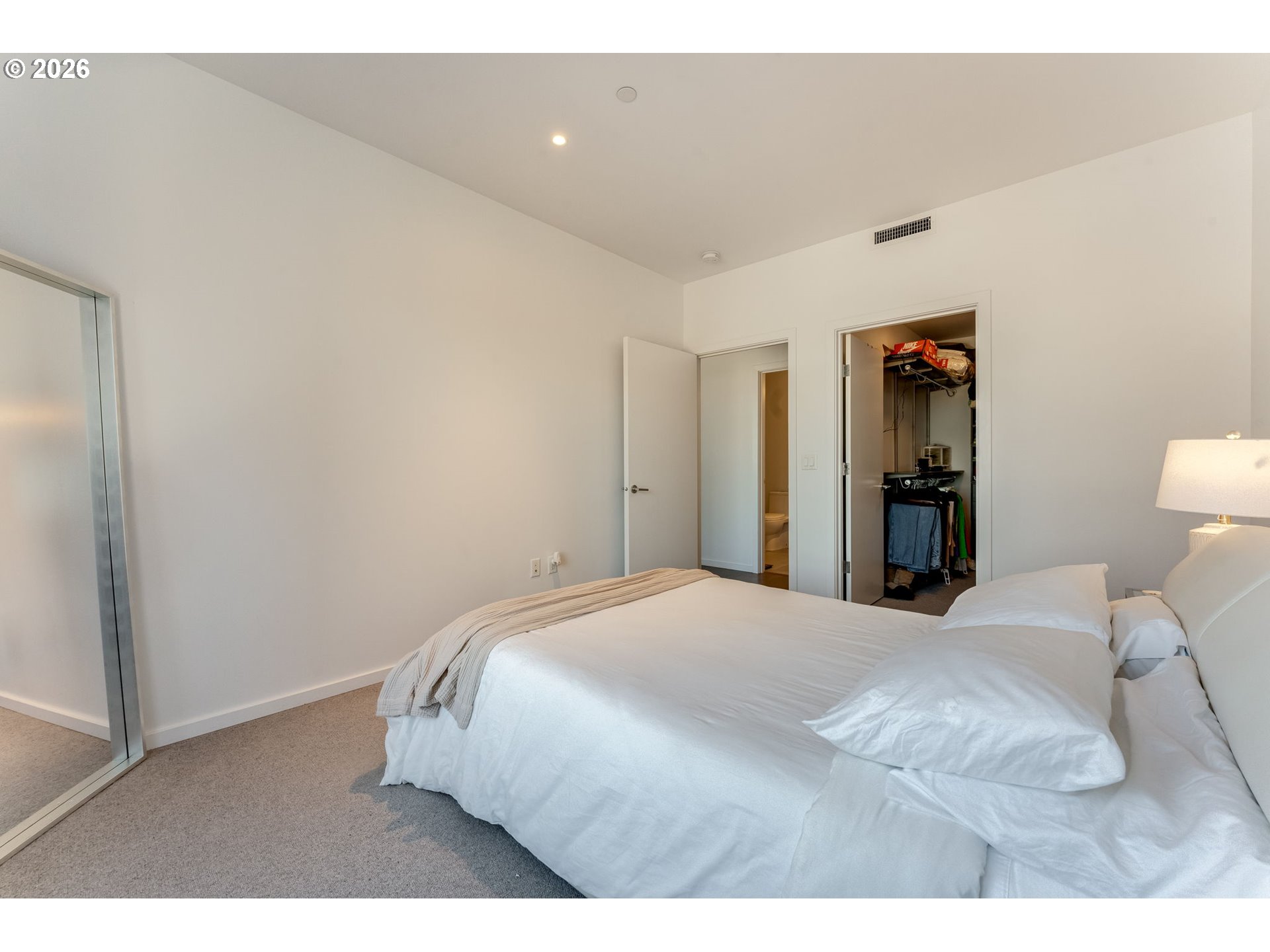 Photo #21: 226820163 Listing: Photo #21