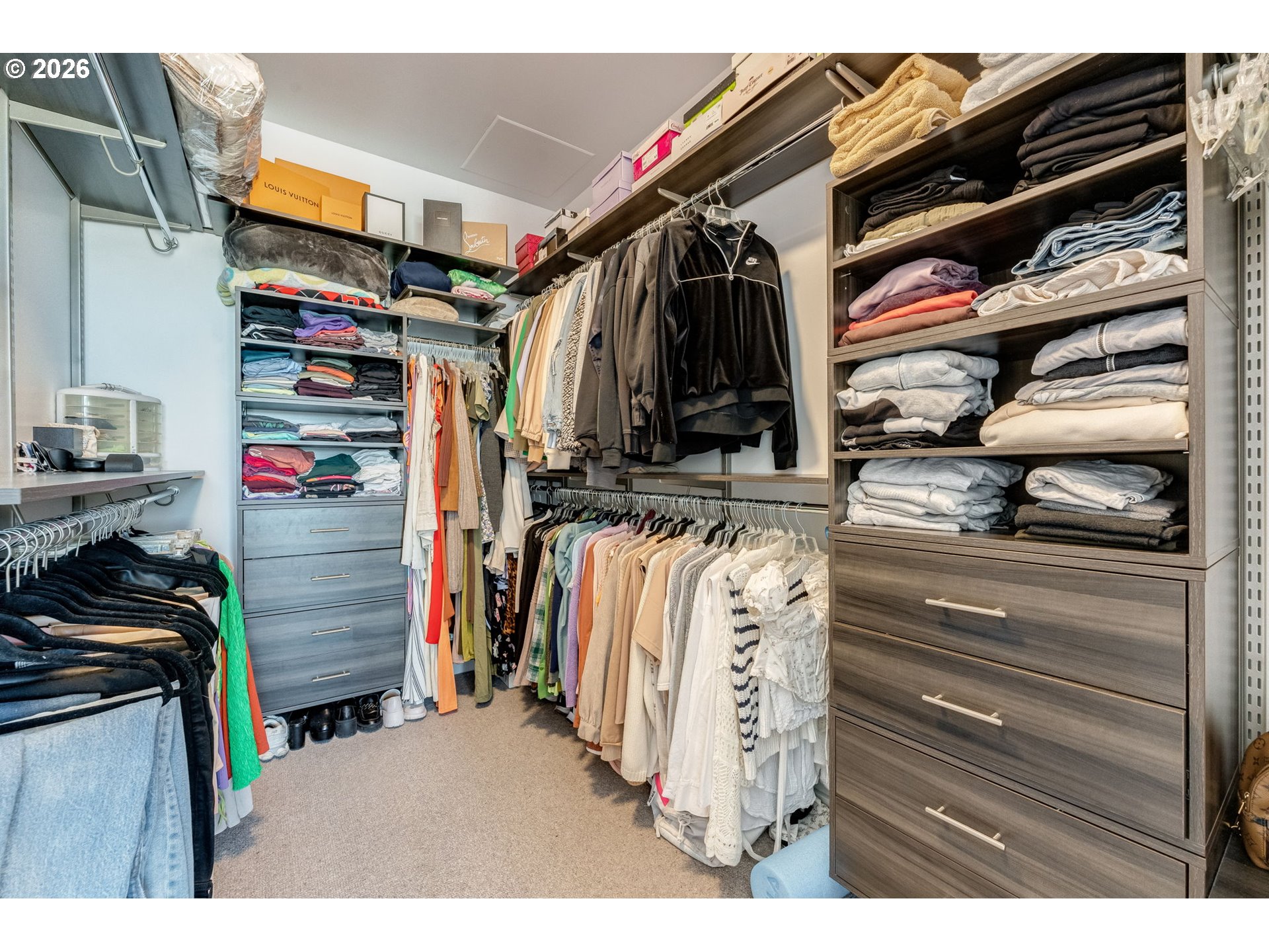 Photo #22: 226820163 Listing: Photo #22