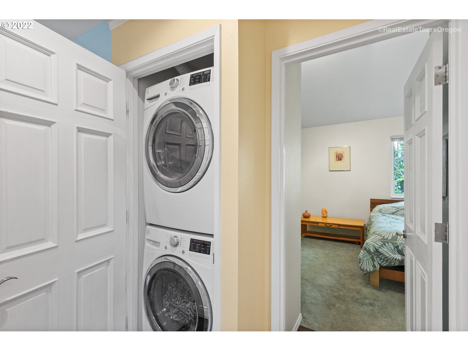 Photo #6: 22684006 Listing 