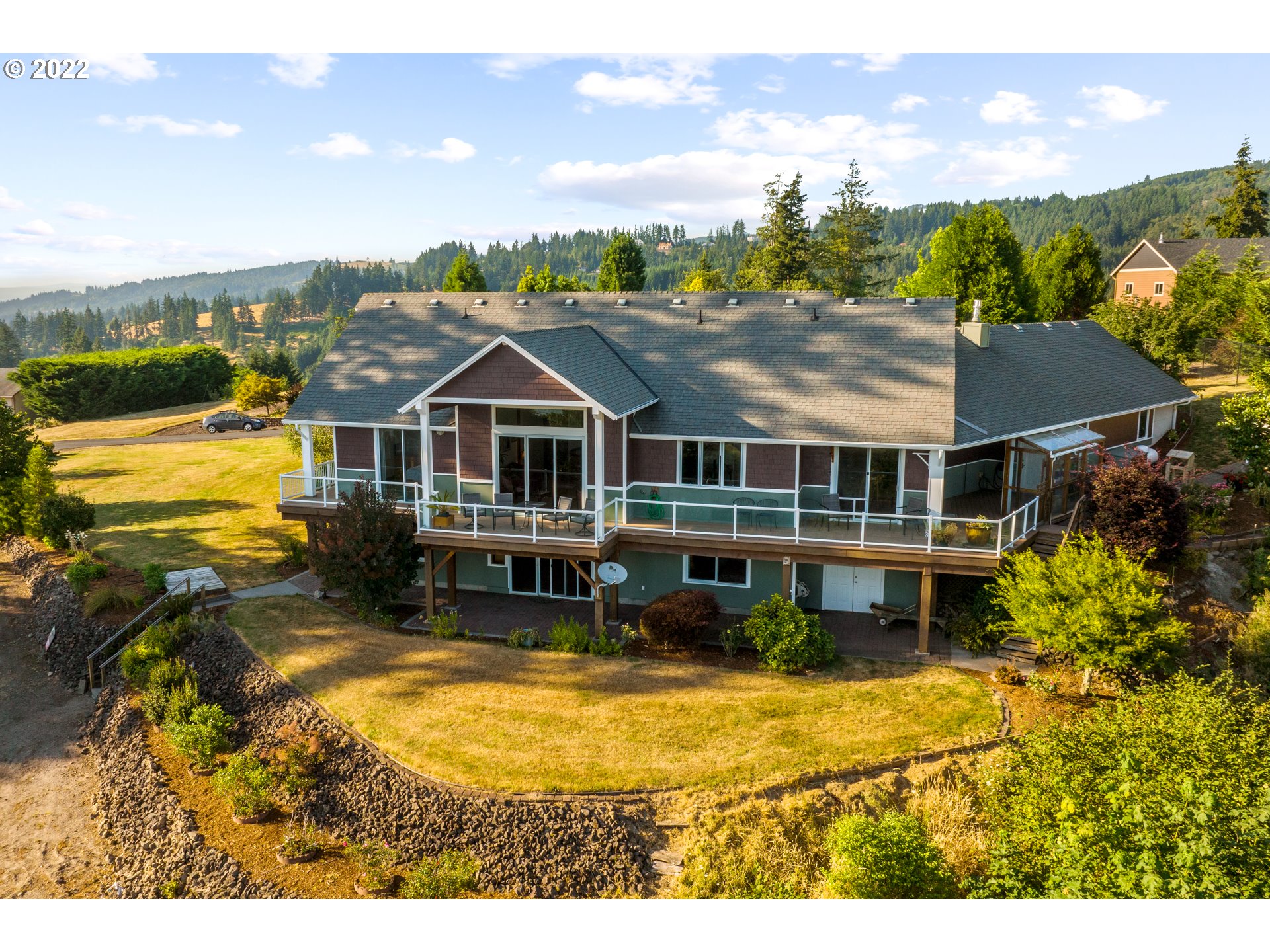 206  Pebble Ln, Kalama, WA 98625