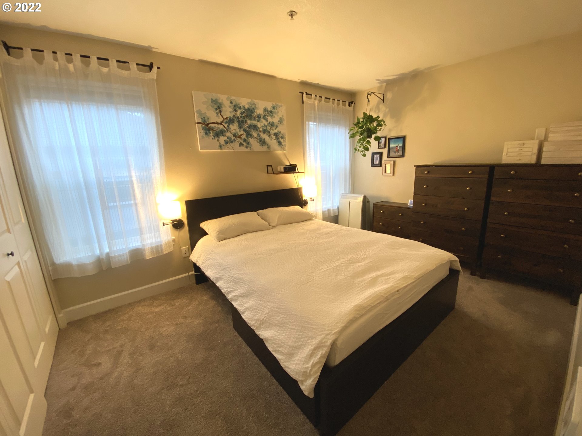 Photo #2: 22686442 Listing 