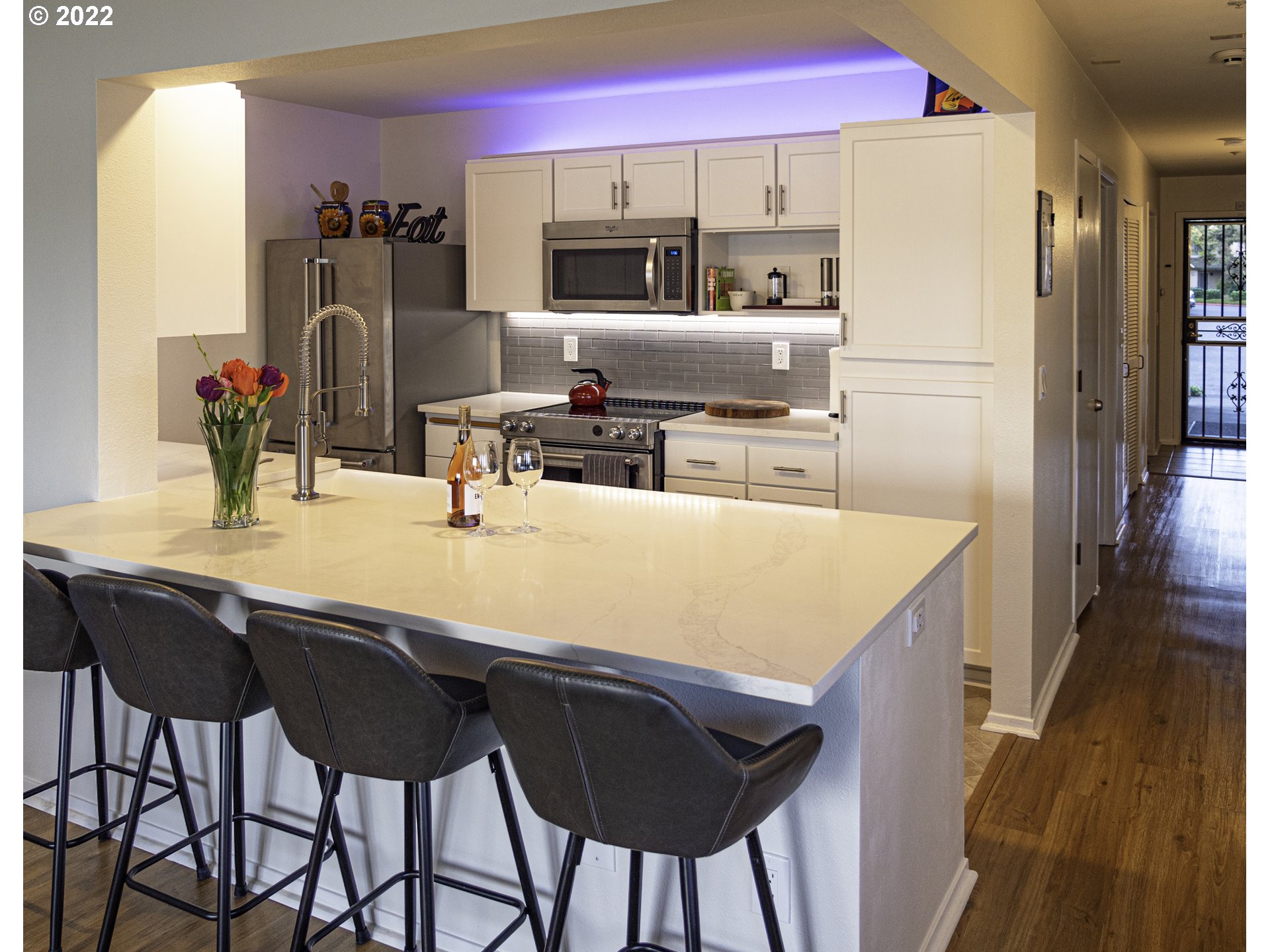 Photo #5: 22690169 Listing 