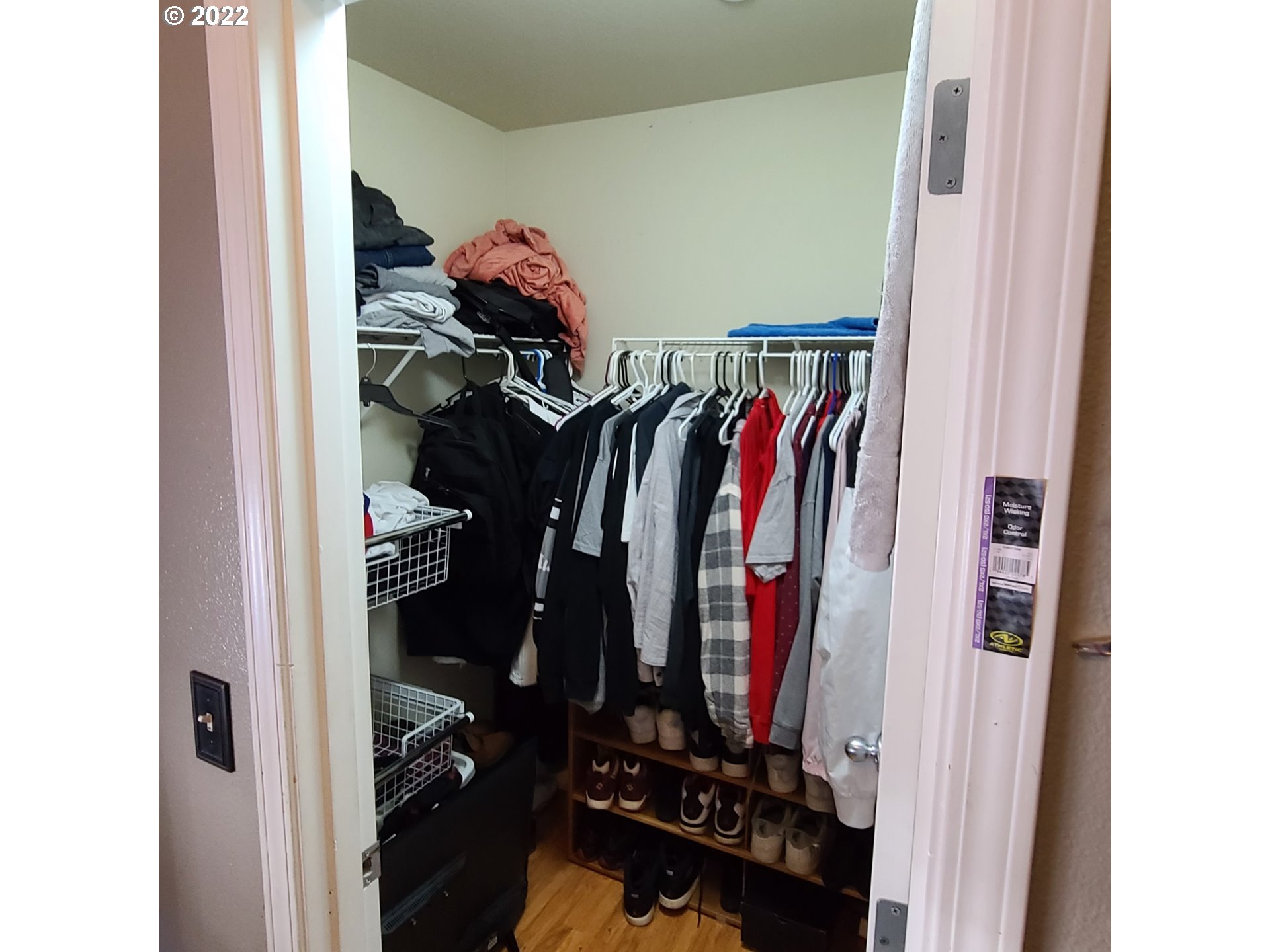 Bedroom-Walk-In Closet