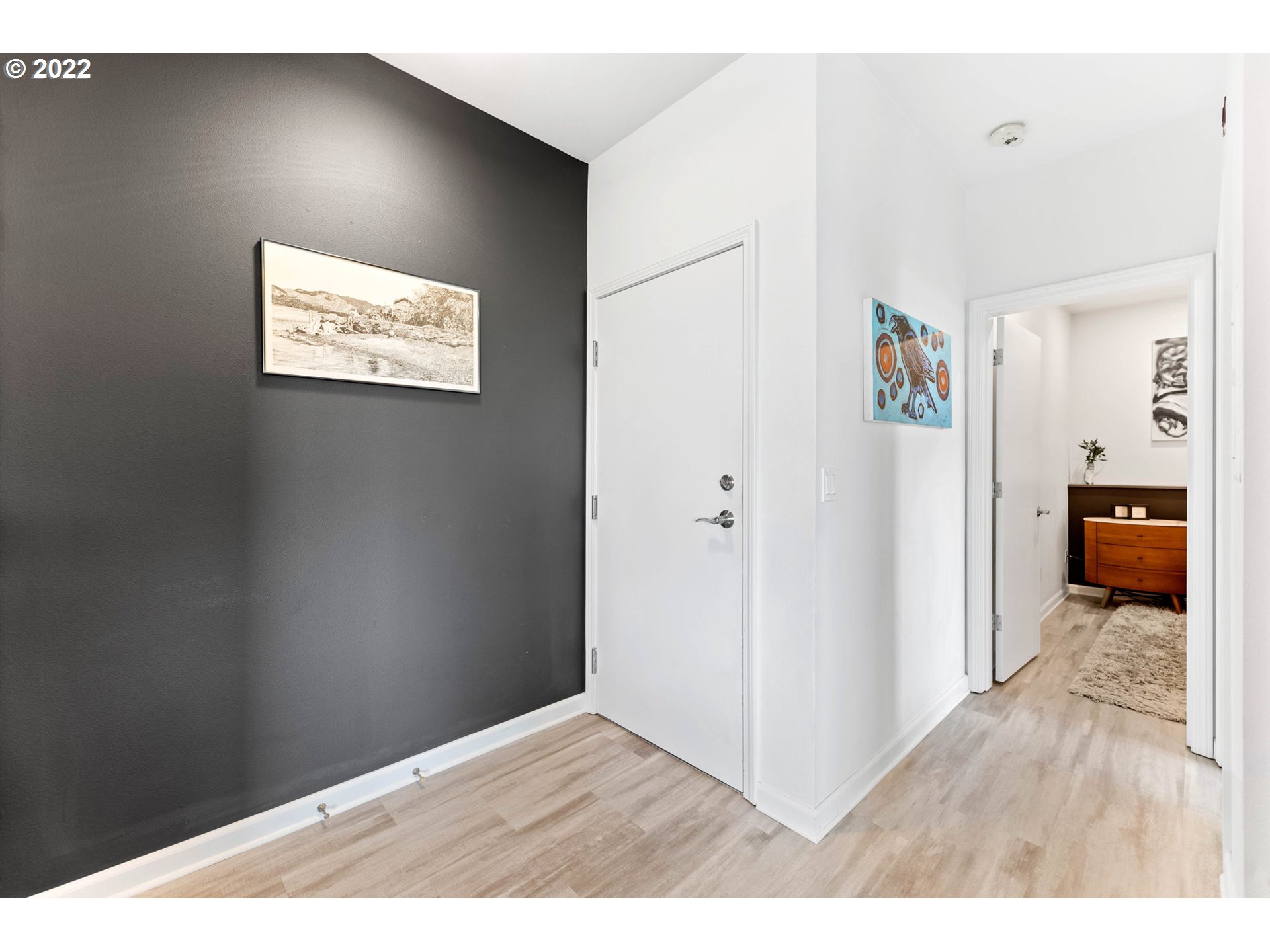Photo #6: 22692028 Listing 