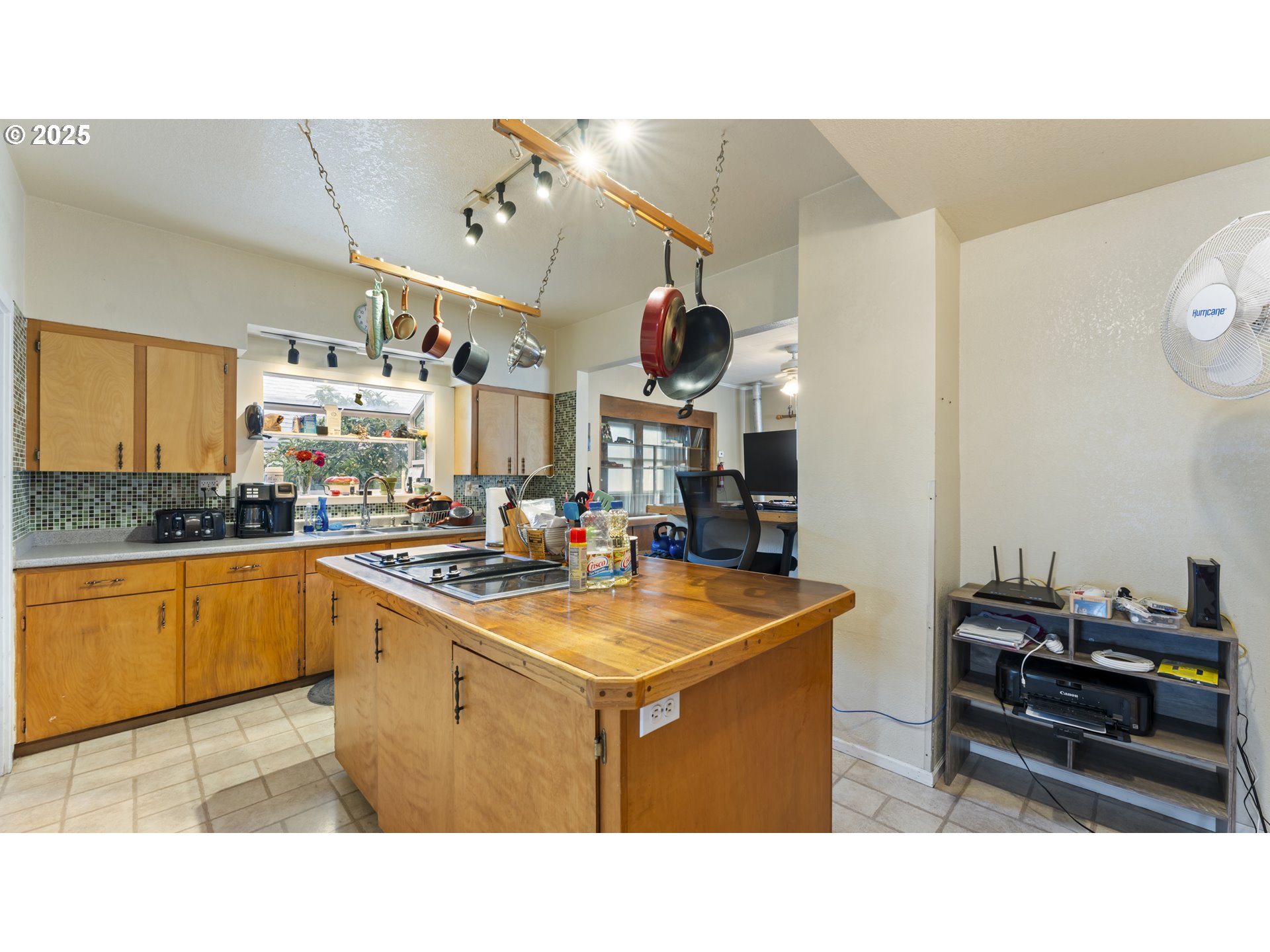 63776 Flanagan RD, Coos Bay, OR, 97420