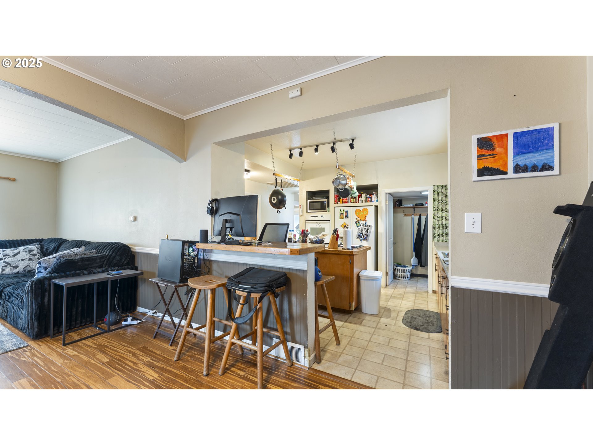 63776 Flanagan RD, Coos Bay, OR, 97420