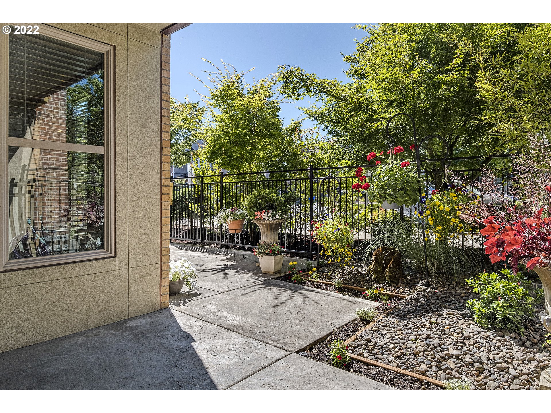 Photo #3: 22697851 Listing 