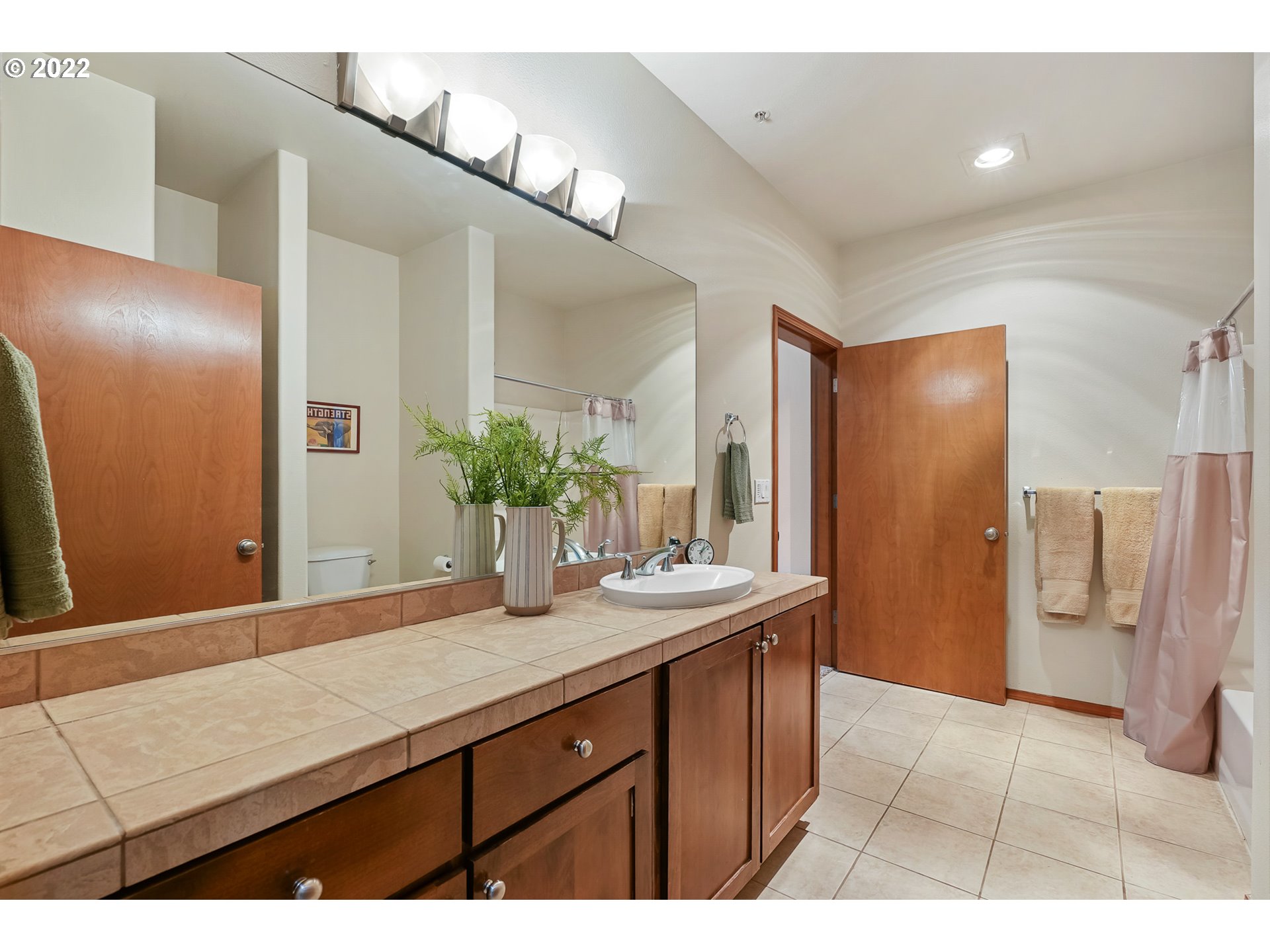 Photo #4: 22698257 Listing 