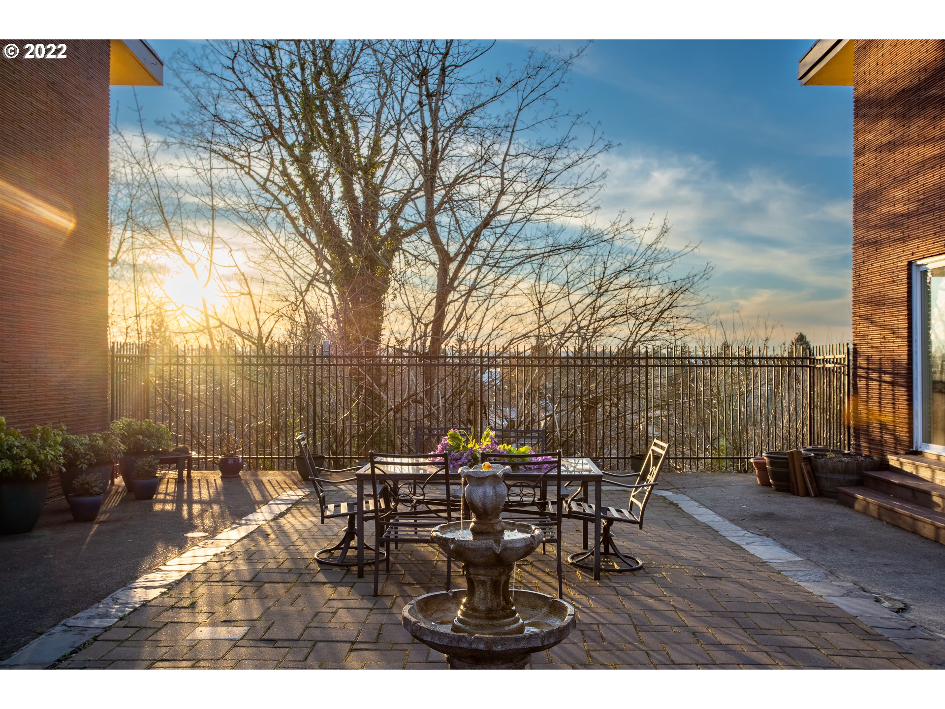 Photo #2: 22699863 Listing 