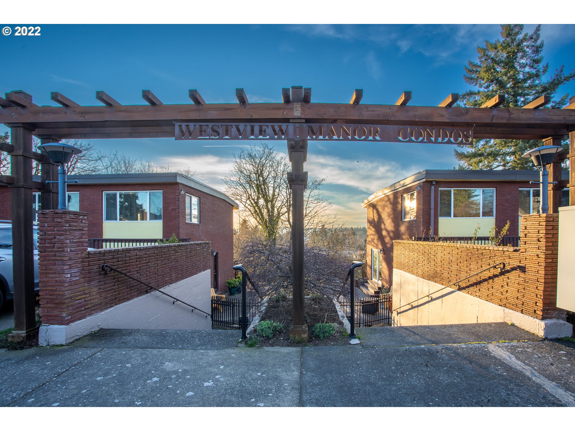 Photo #3: 22699863 Listing 