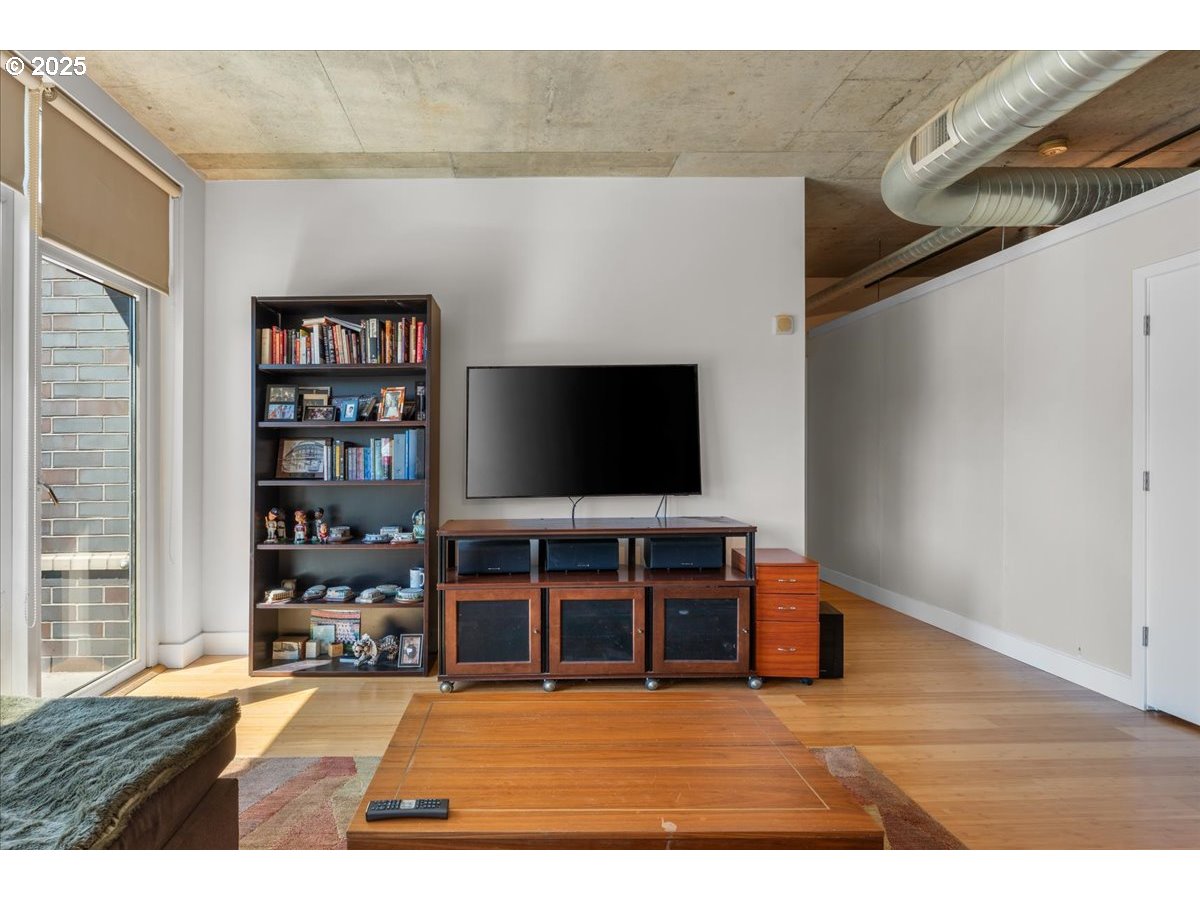 Photo #24: 227191797 Listing: Photo #24