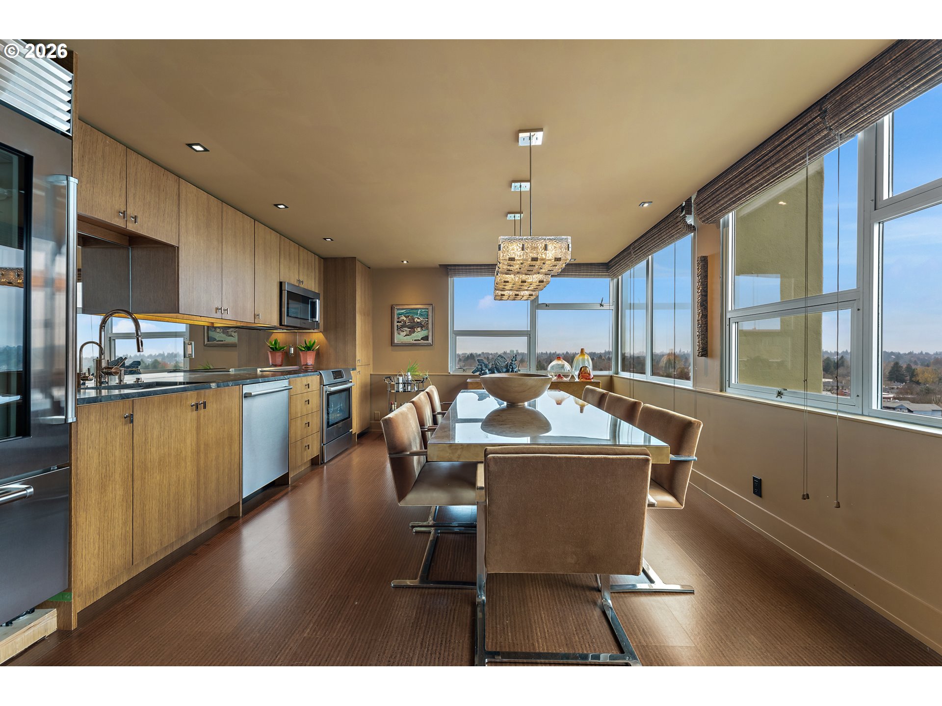 Photo #4: 228102702 Listing: Photo #4