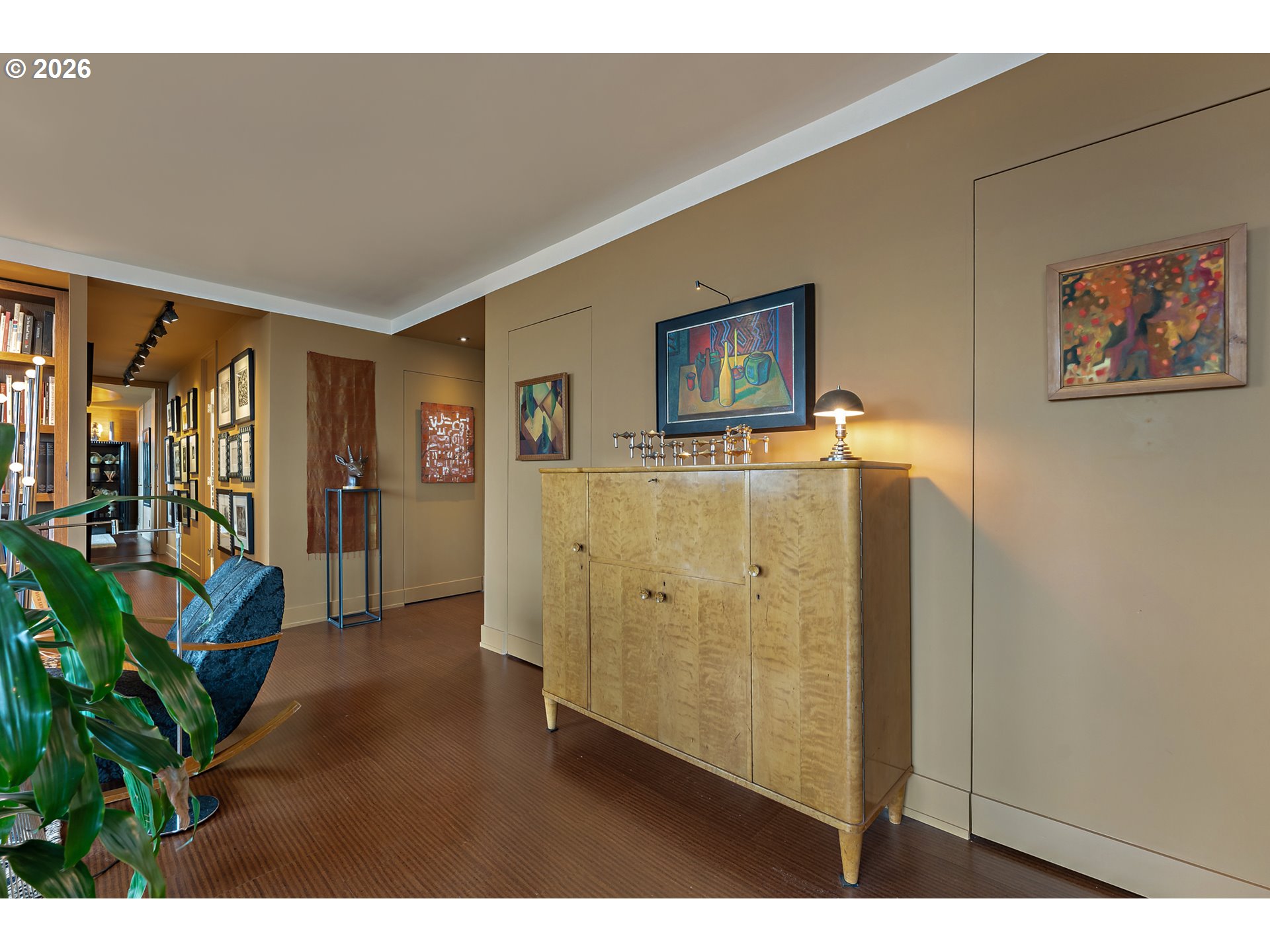 Photo #8: 228102702 Listing: Photo #8