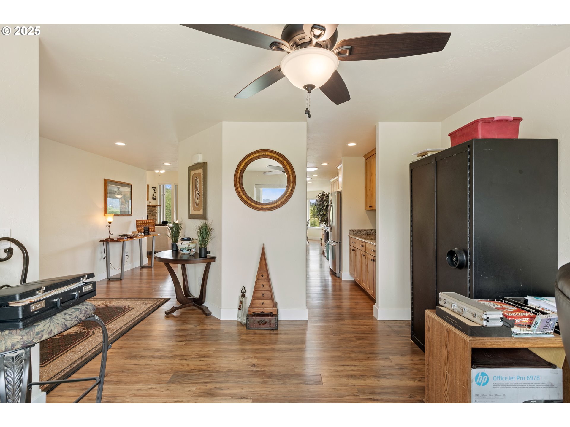 910 SWALLOW AVE, Sutherlin, OR, 97479