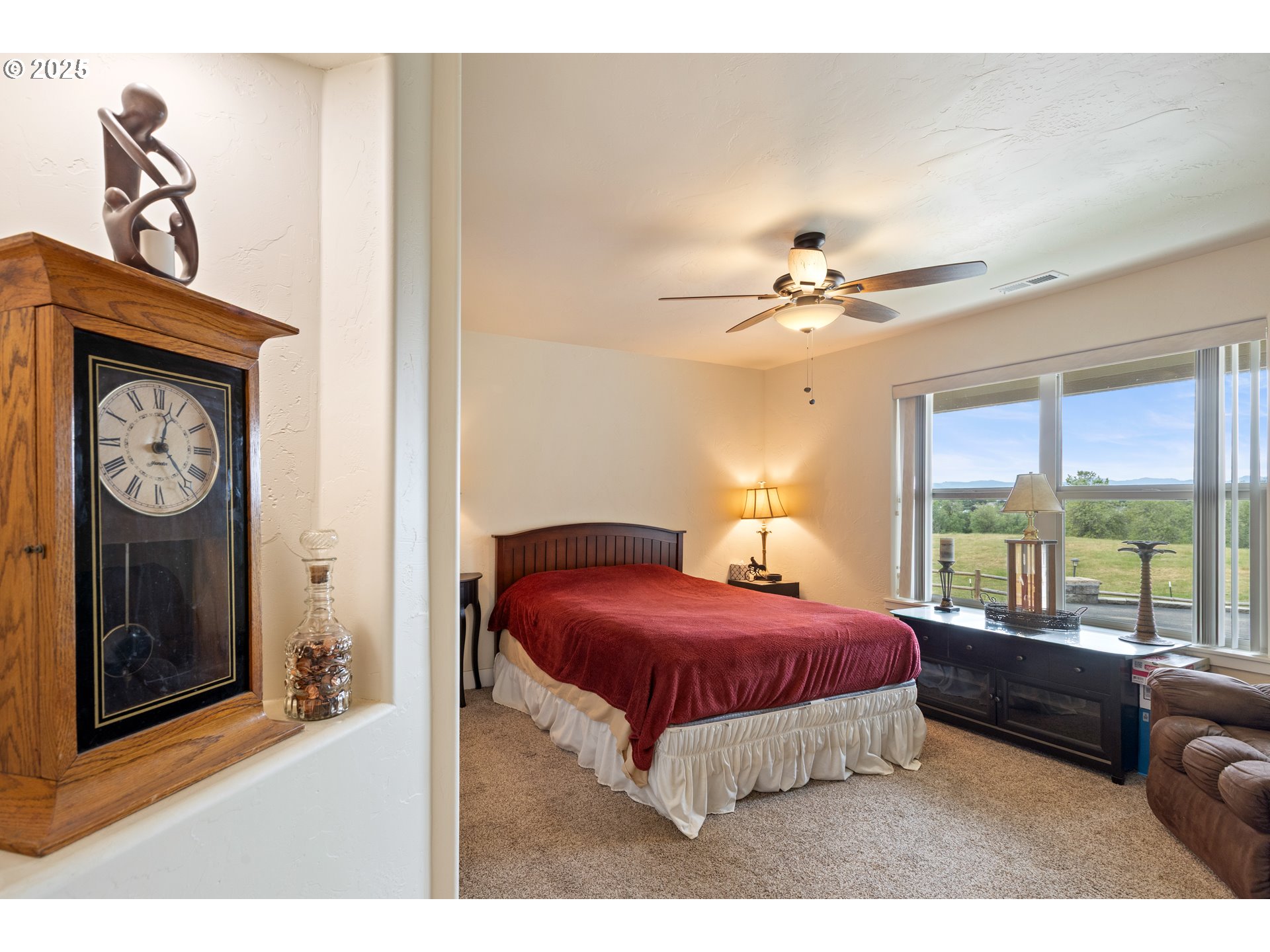 910 SWALLOW AVE, Sutherlin, OR, 97479