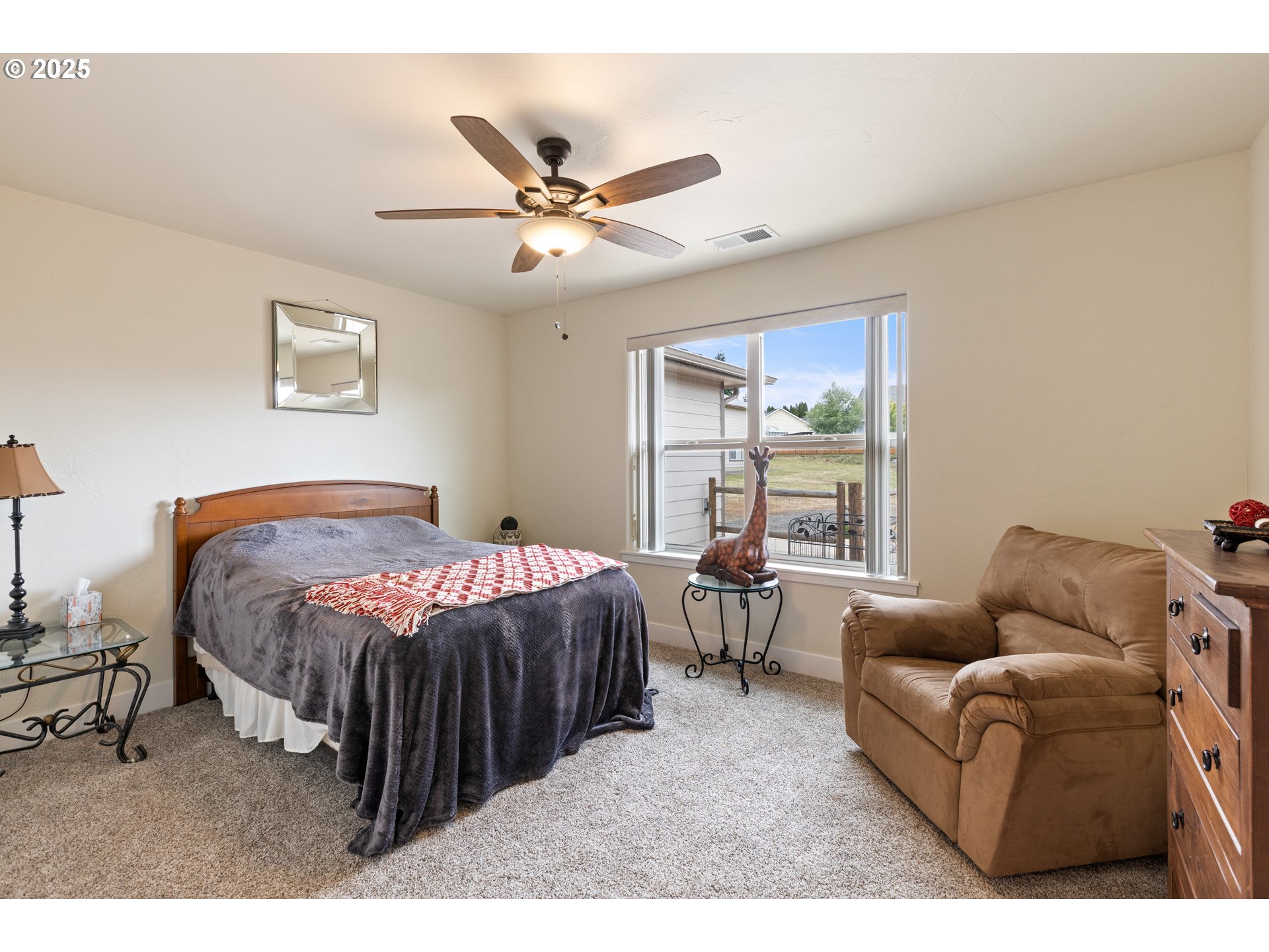 910 SWALLOW AVE, Sutherlin, OR, 97479