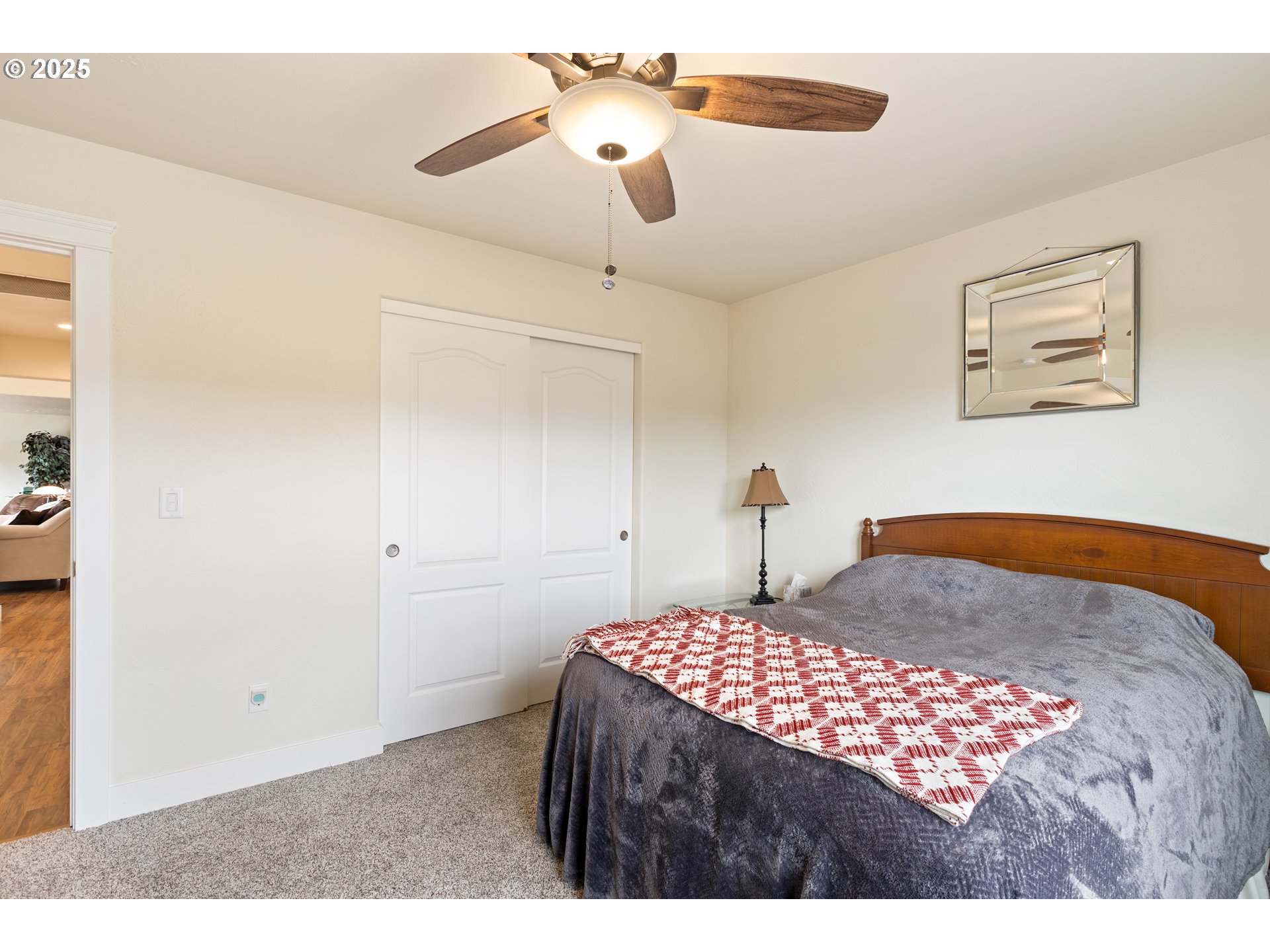 910 SWALLOW AVE, Sutherlin, OR, 97479