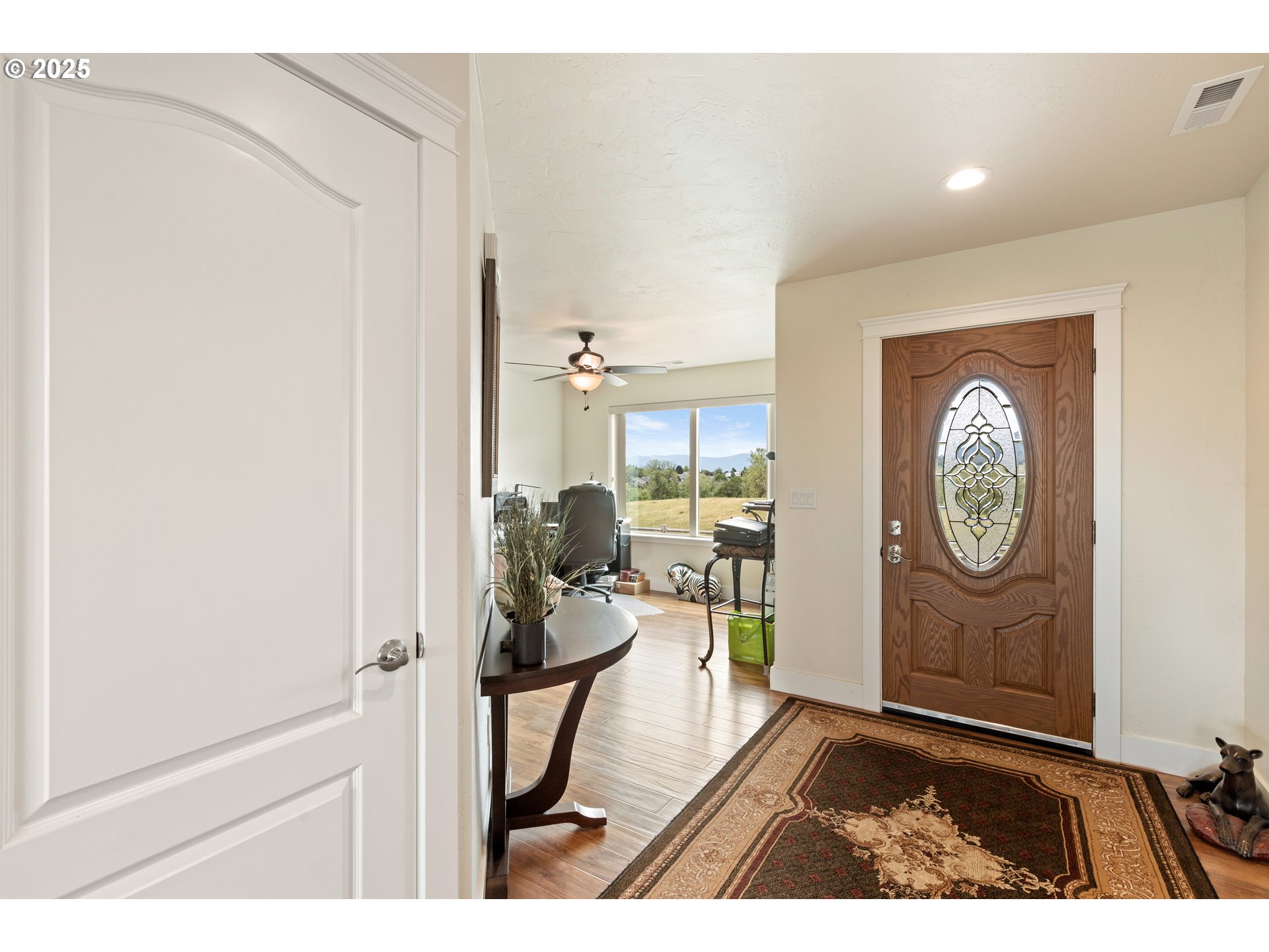 910 SWALLOW AVE, Sutherlin, OR, 97479