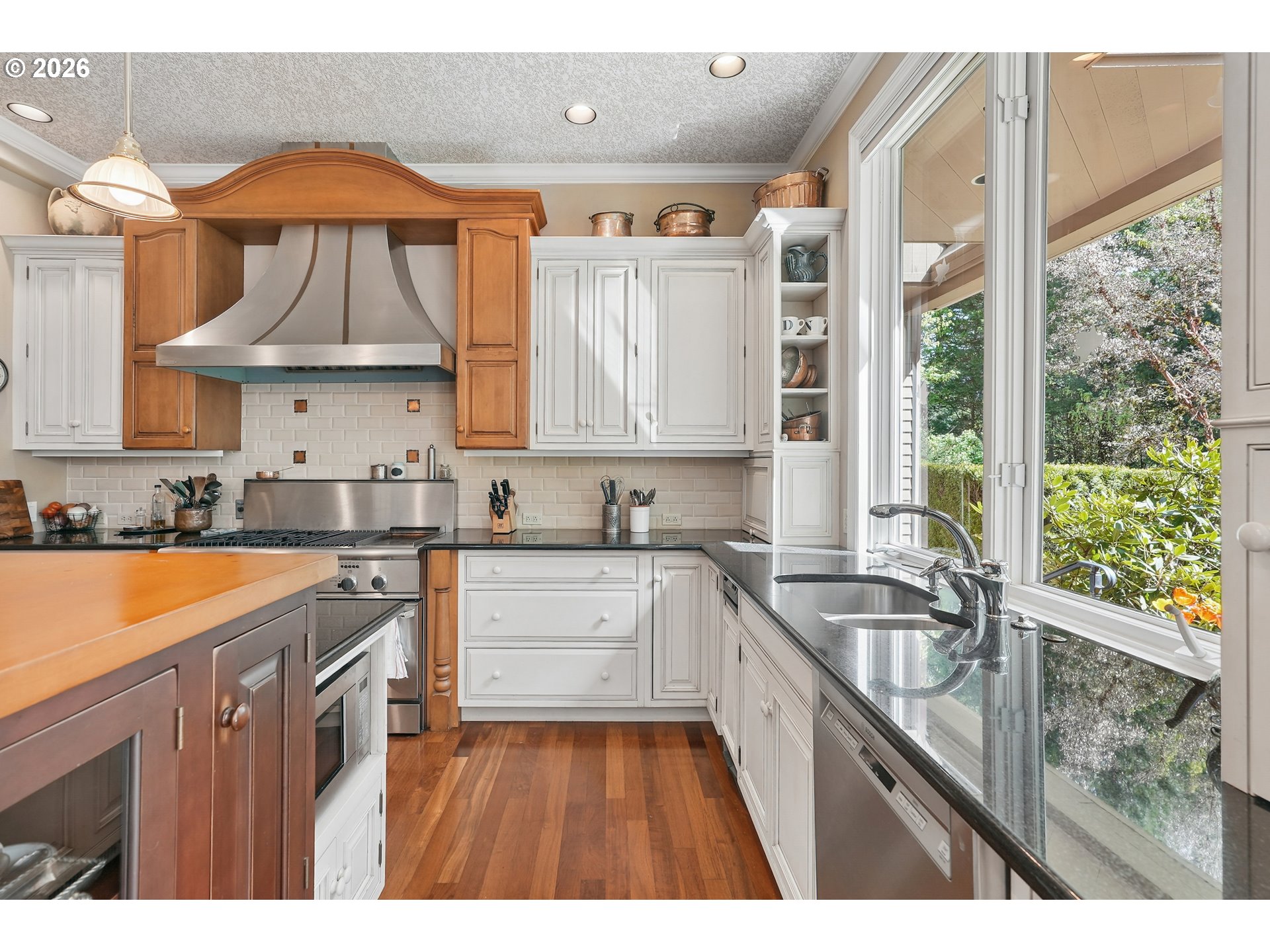 13616 NW GLENDOVEER DR, Portland, OR, 97231