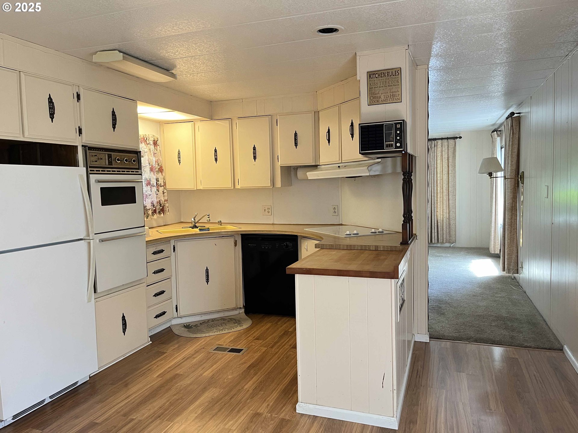 1600 Rhododendron DR UNIT 261, Florence, OR, 97439