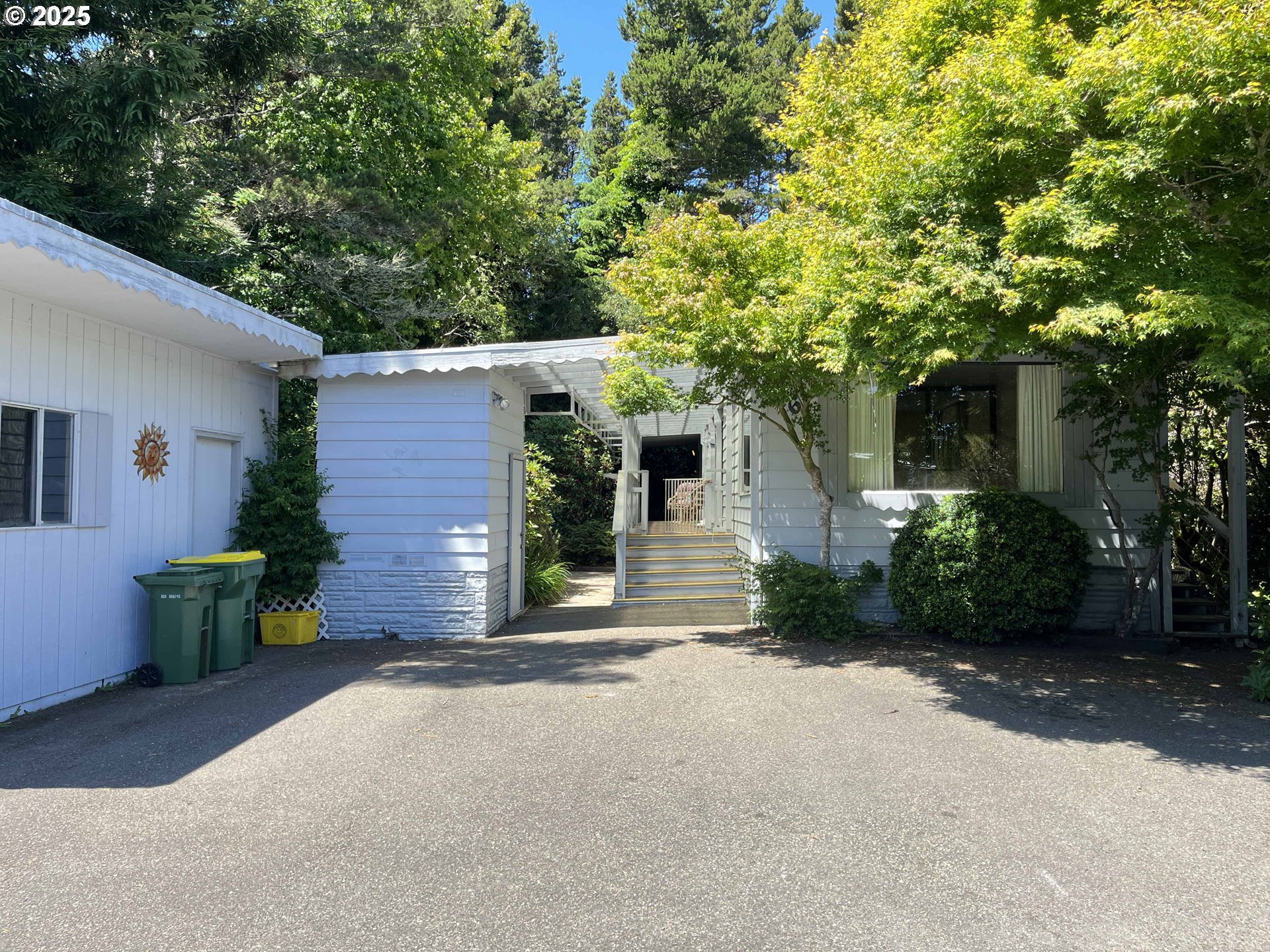 1600 Rhododendron DR UNIT 261, Florence, OR, 97439