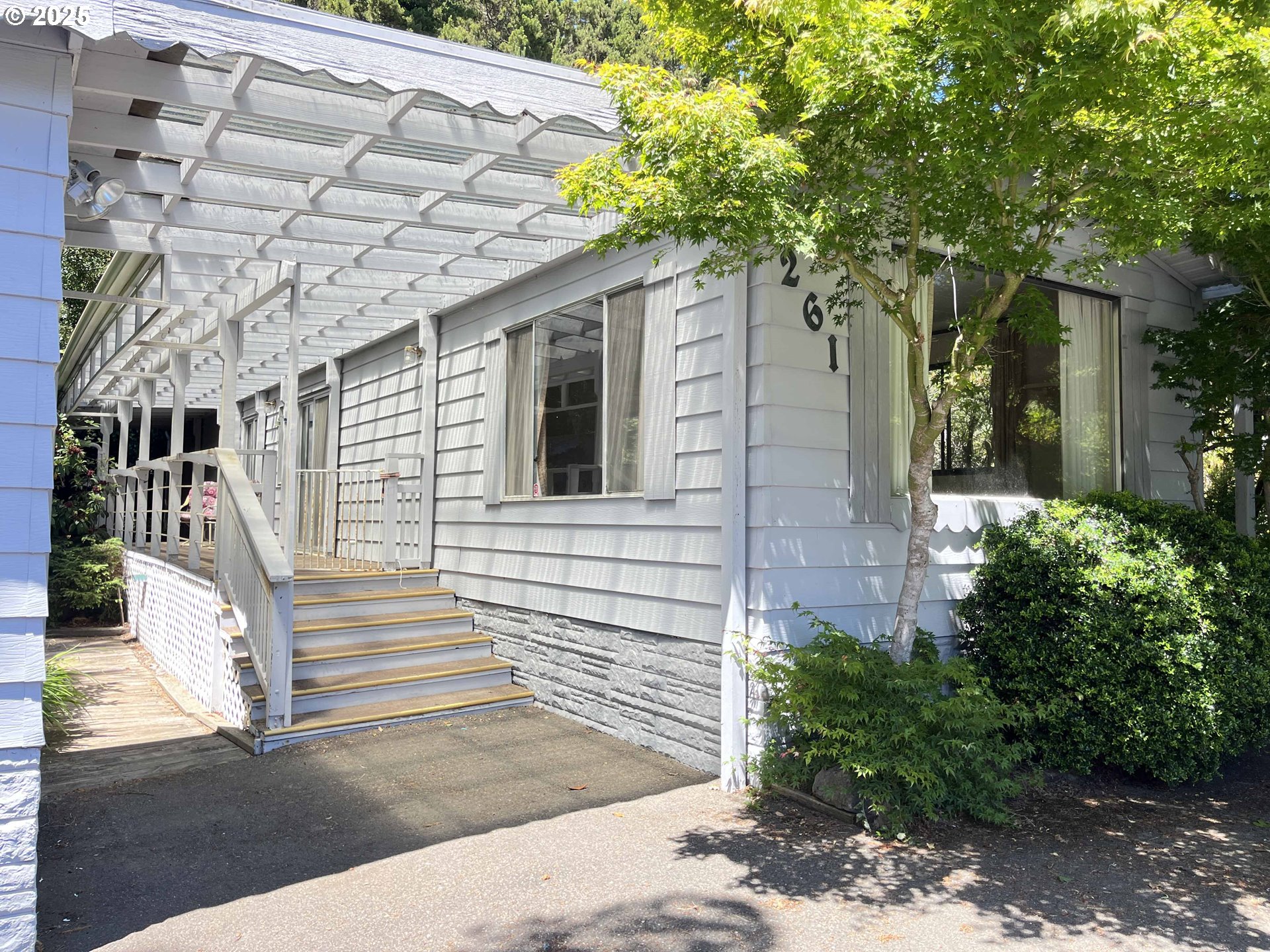 1600 Rhododendron DR UNIT 261, Florence, OR, 97439