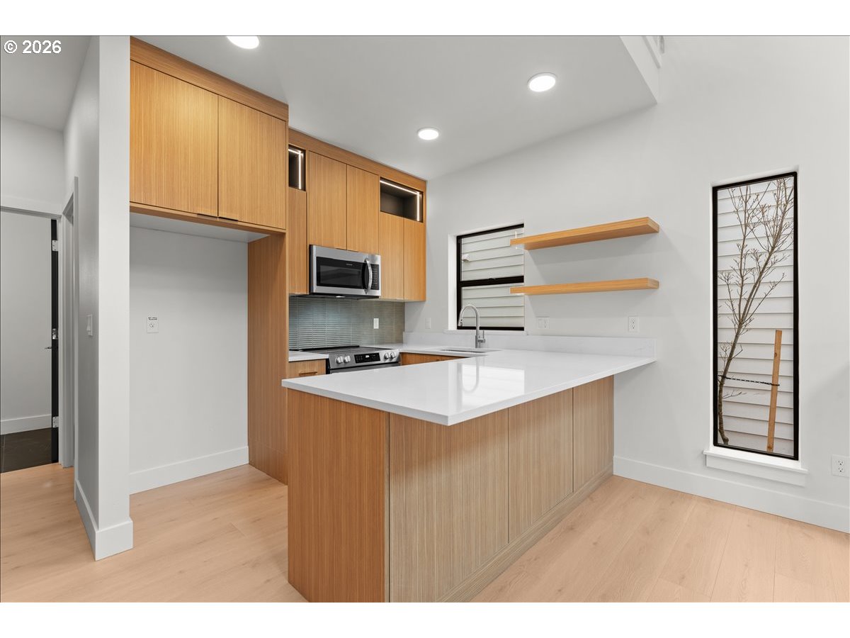 7880 SE 70th AVE, Portland, OR, 97206