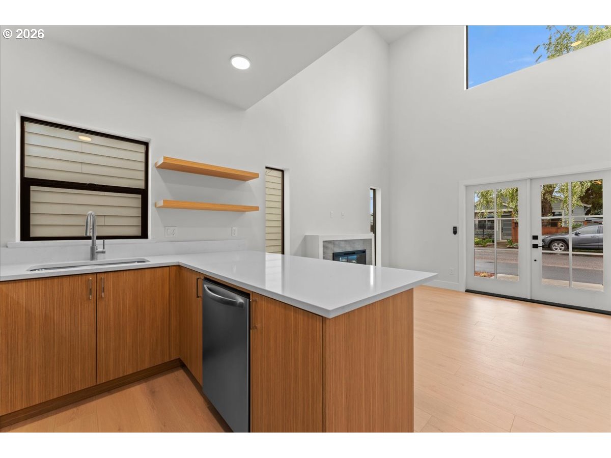 7880 SE 70th AVE, Portland, OR, 97206