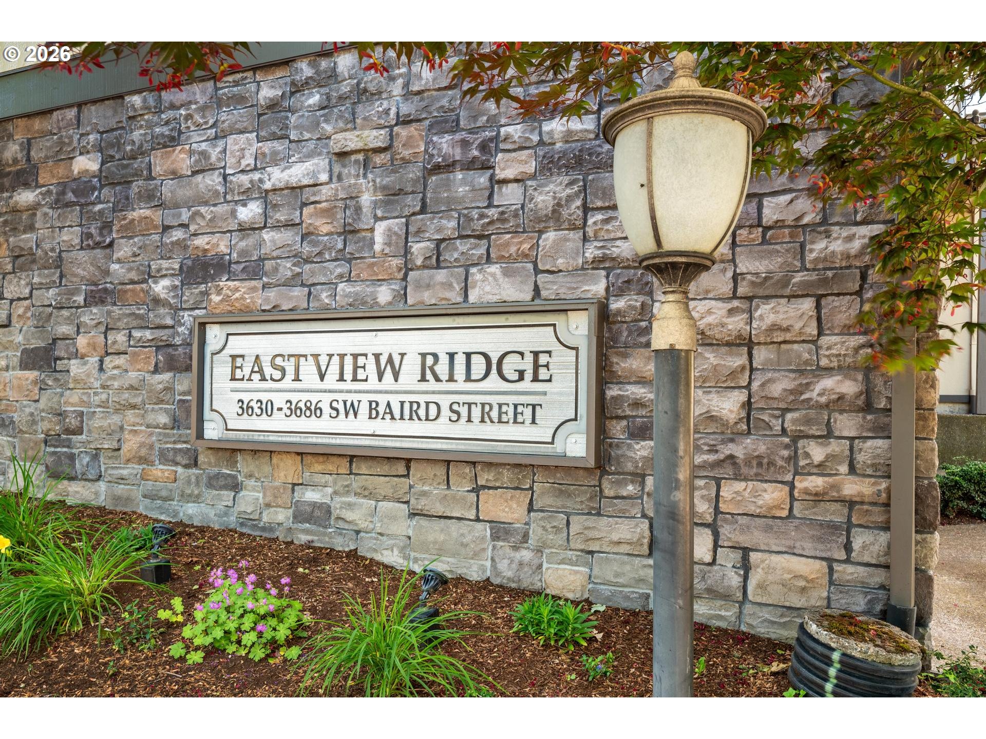 Photo #5: 229931485 Listing: Photo #5