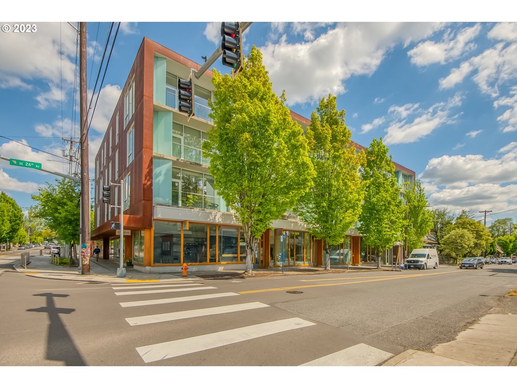 2530 SE 26TH AVE ,  Portland, OR 97202