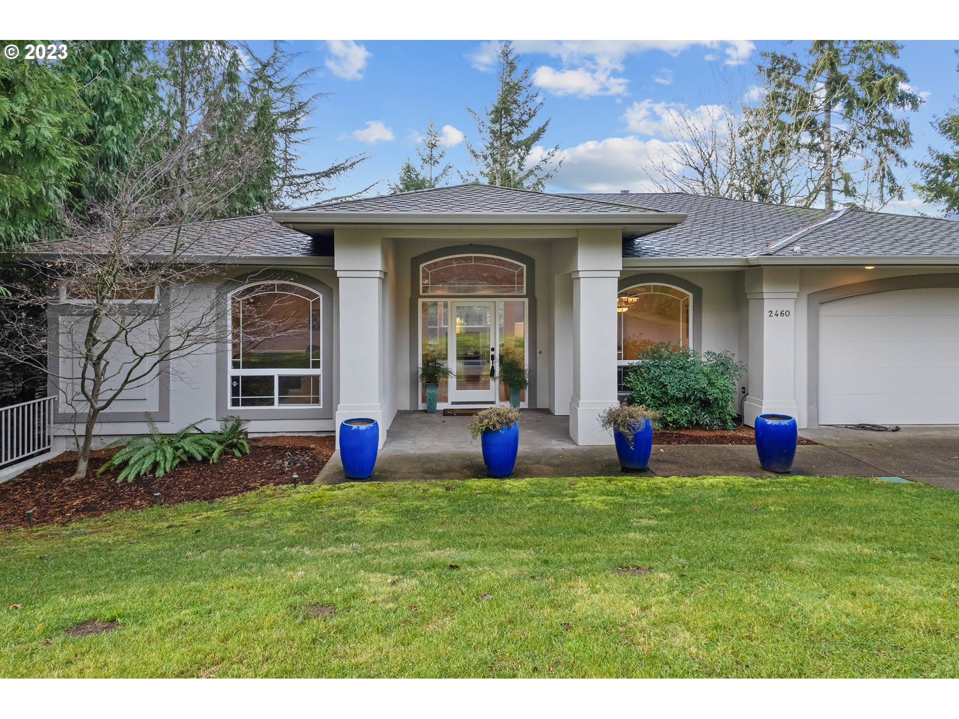2460 TIPPERARY CT, West Linn, OR 97068