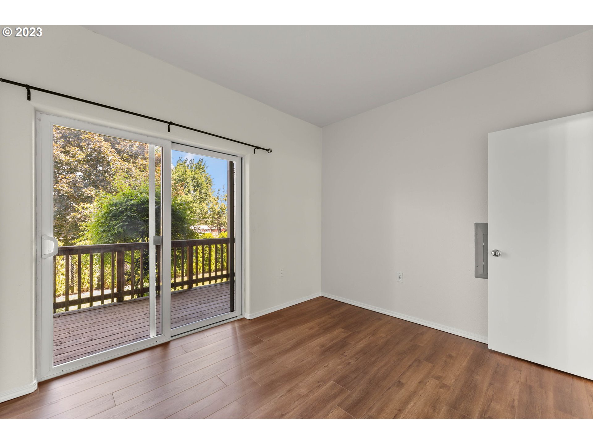 Photo #6: 23004839 Listing 