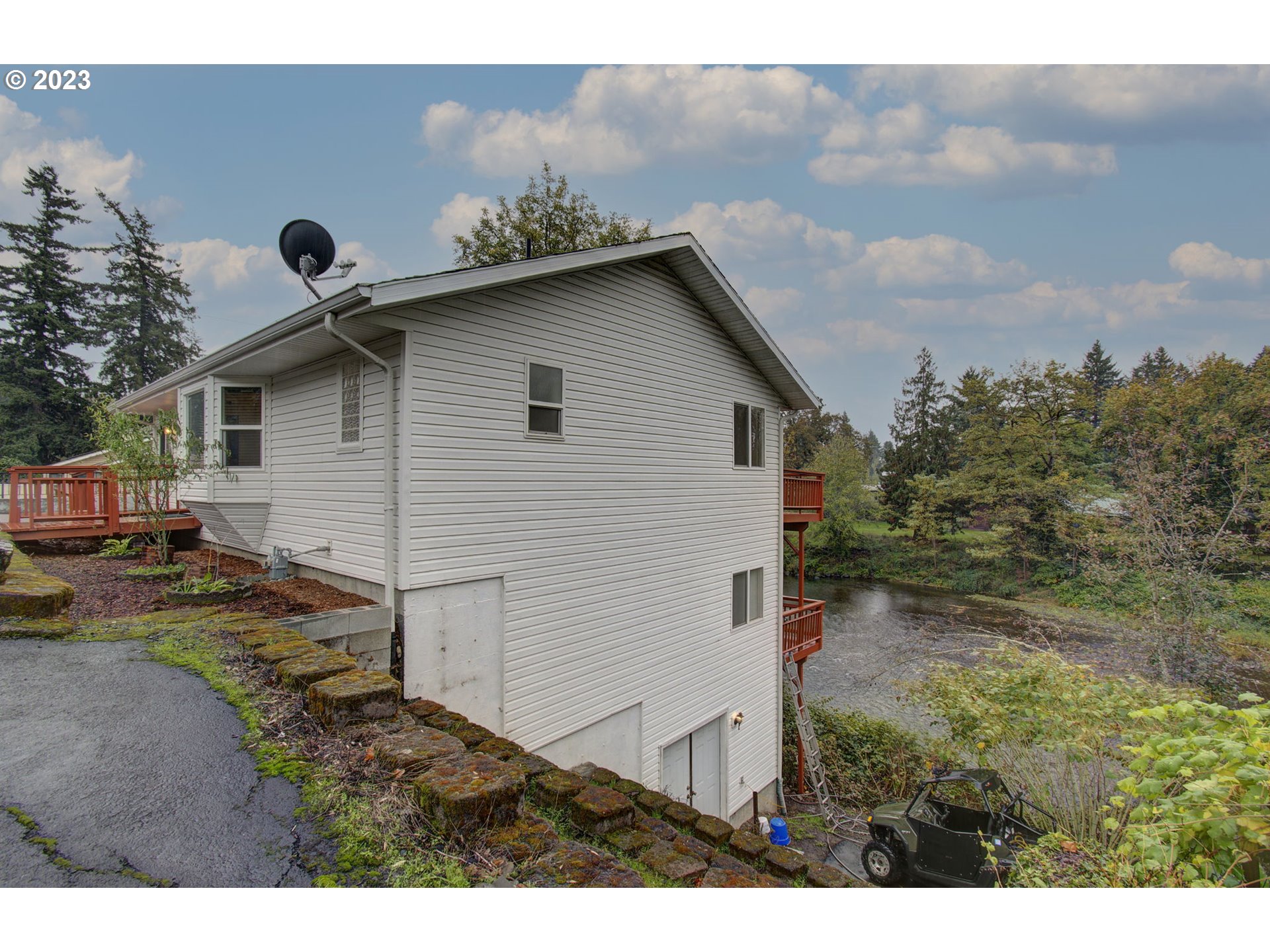 1072 N Shepherd Rd, Washougal, WA 98671