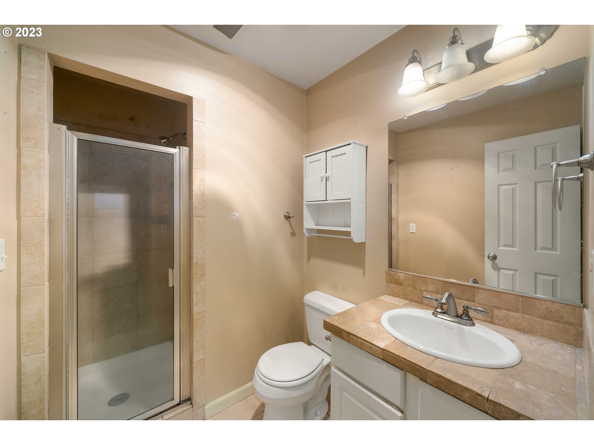 Photo #4: 23011479 Listing 