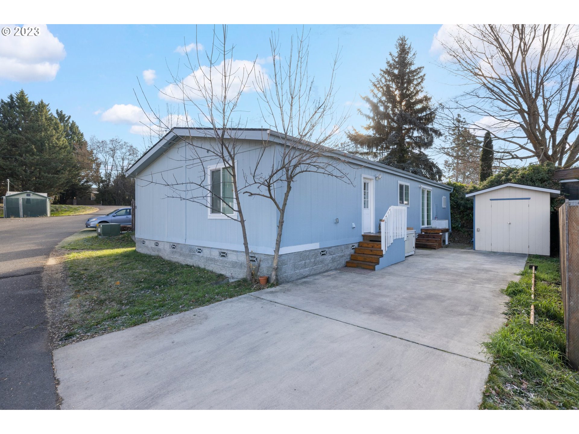 939 S VALLEY VIEW RD 19, Ashland, OR 