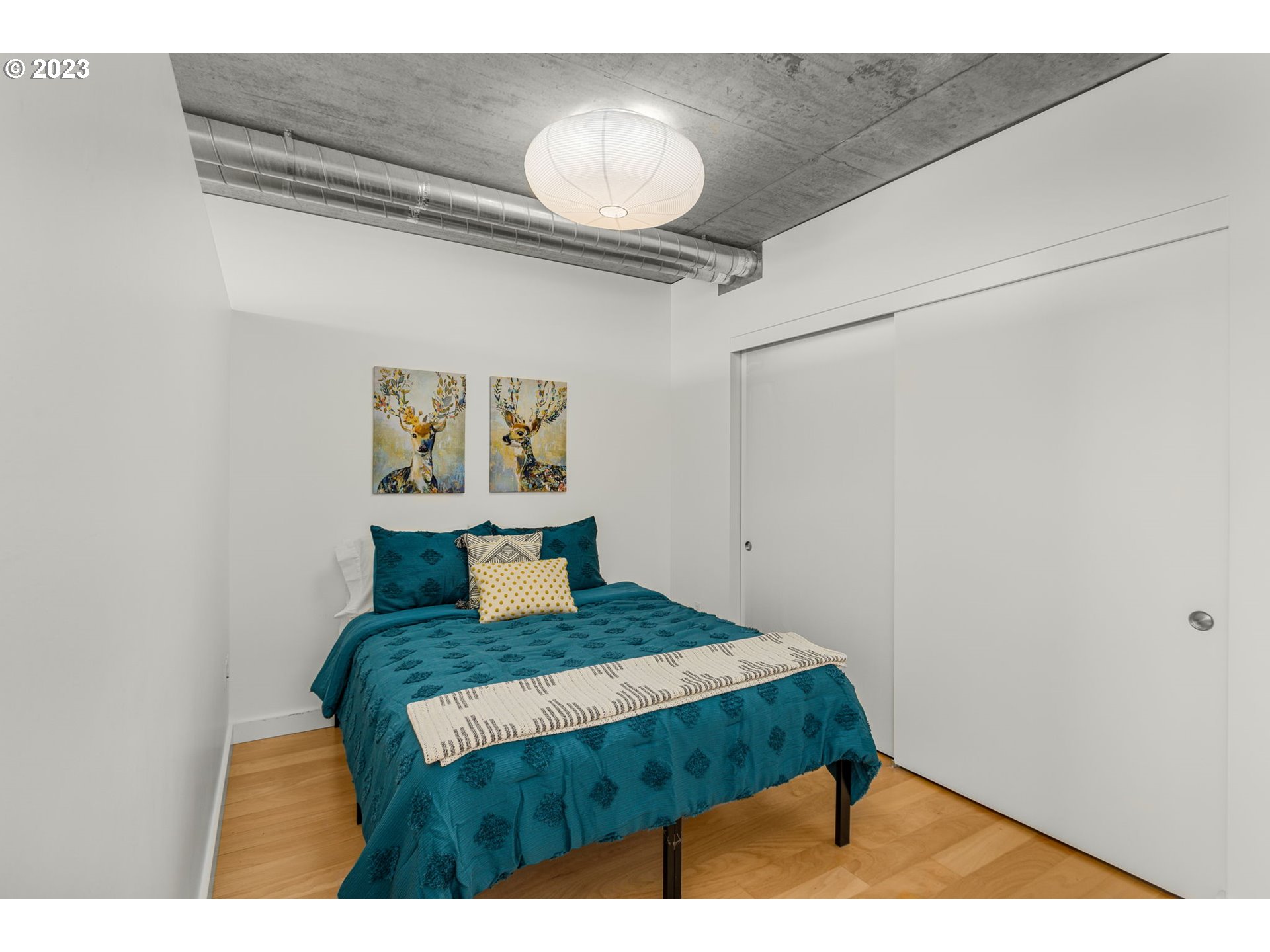 Photo #16: 23016837 Listing 