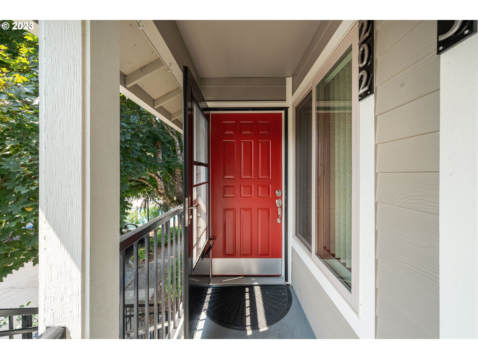 Photo #8: 23019167 Listing 