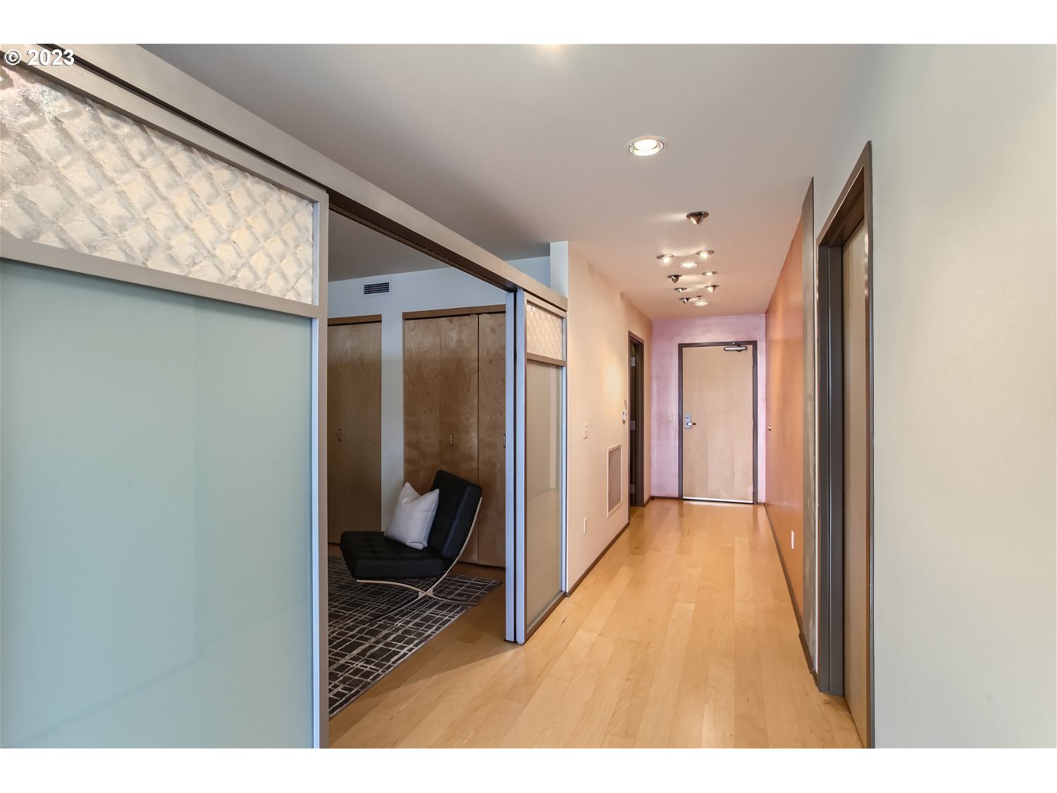 Photo #6: 23022360 Listing 