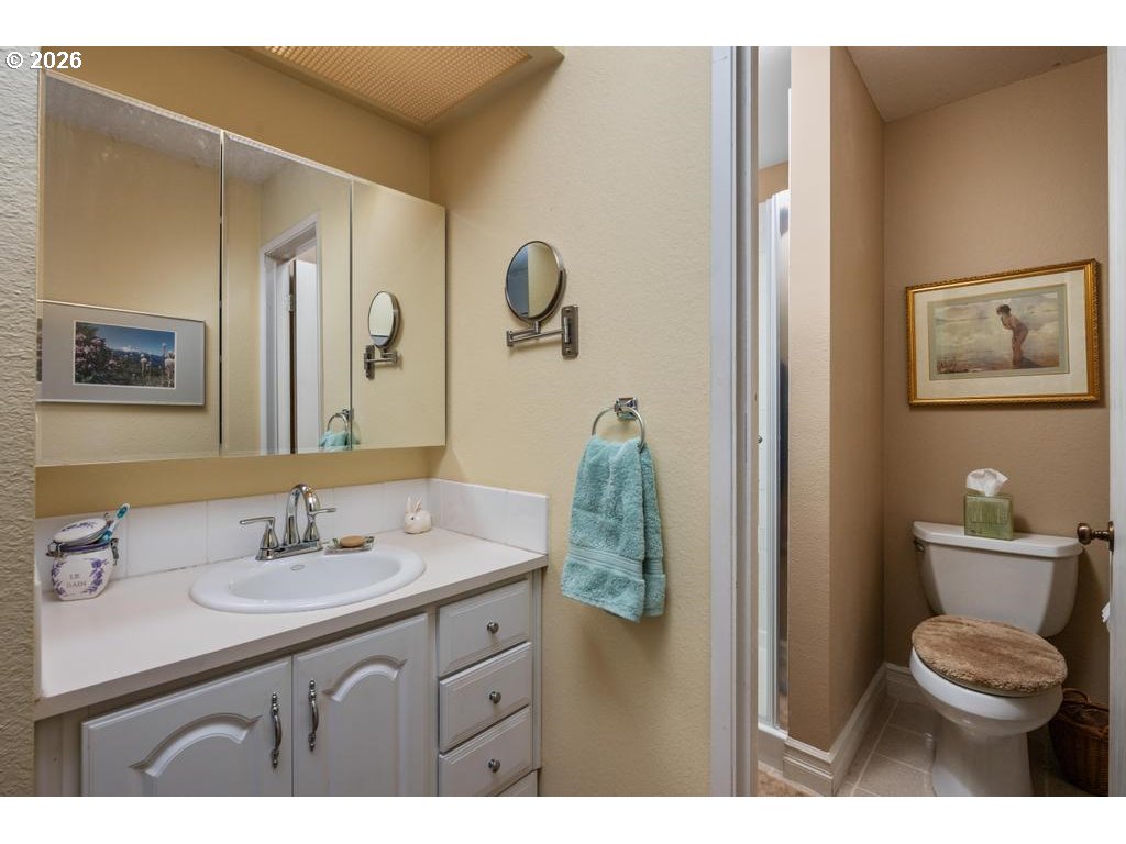 Photo #13: 230253028 Listing: Photo #13