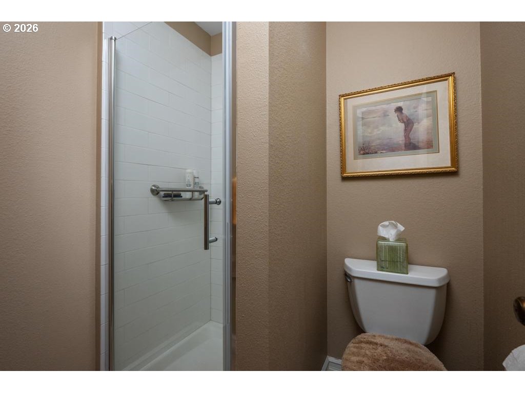 Photo #15: 230253028 Listing: Photo #15