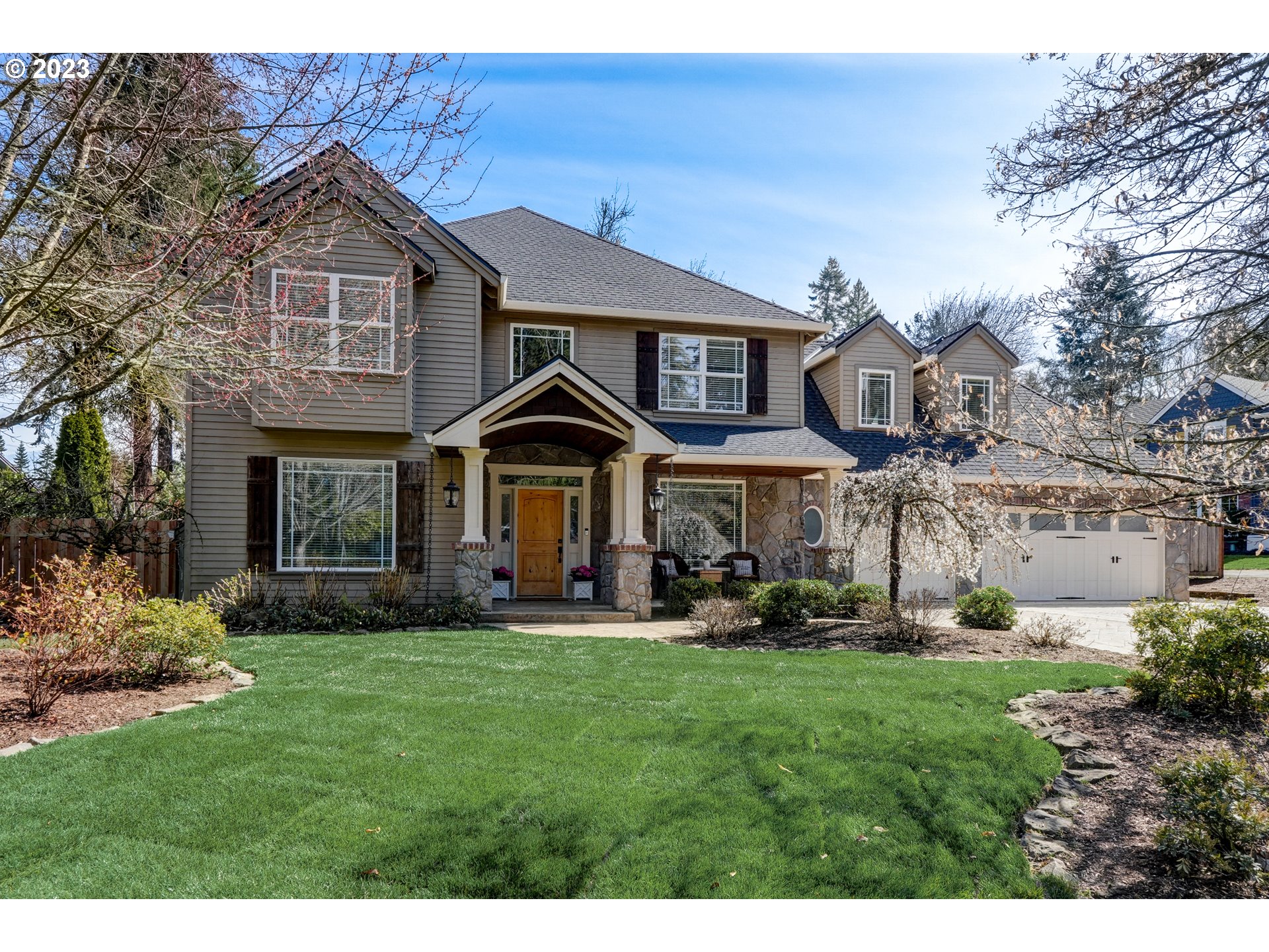 3680 ROBIN VIEW DR, West Linn, OR 97068