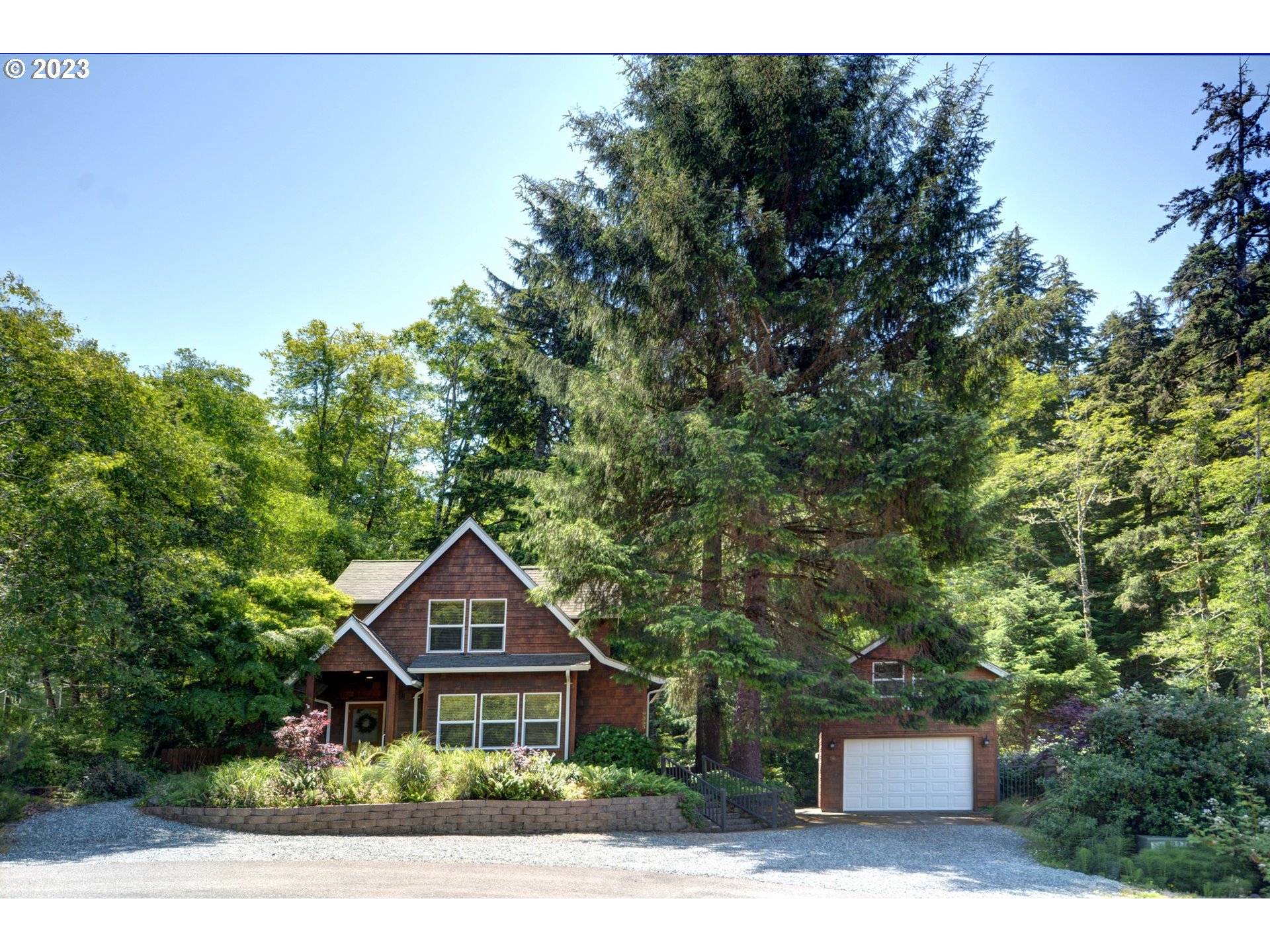 9355 DEWOLF RD Home + Sea Realty