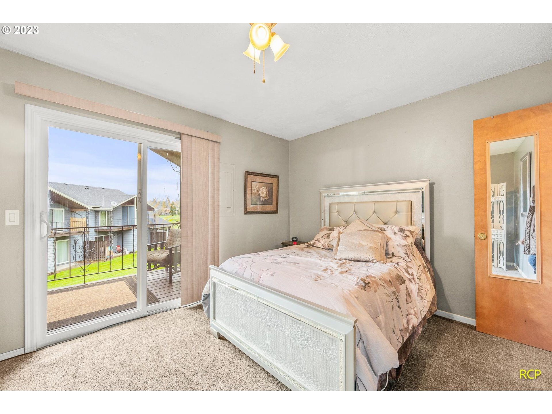 Photo #4: 23036643 Listing 