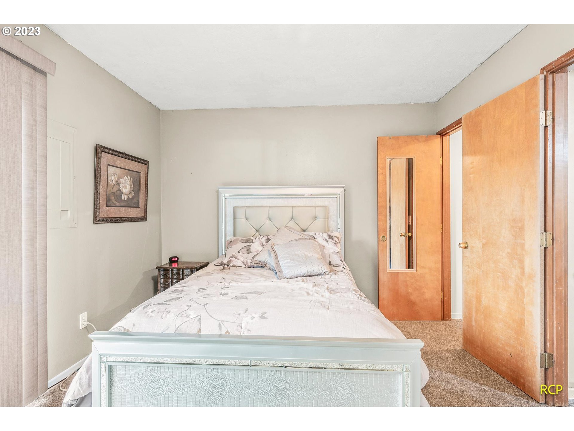 Photo #5: 23036643 Listing 