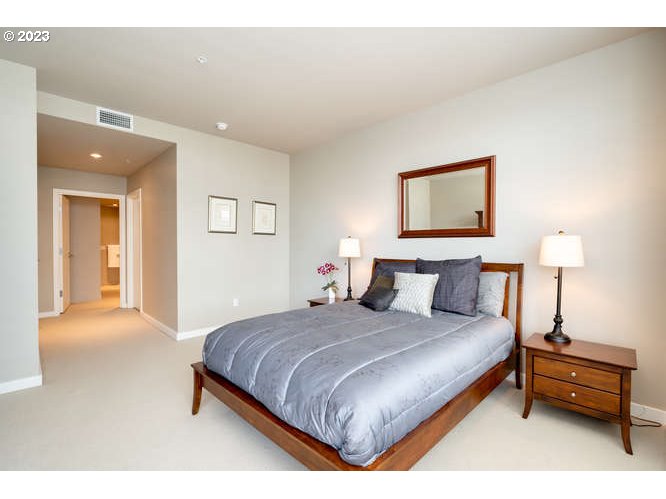 Photo #2: 23036919 Listing 