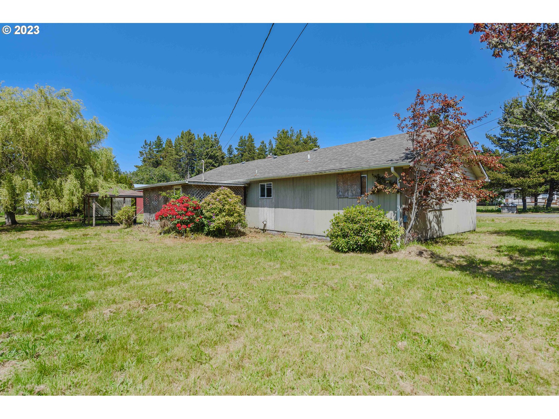 63680 WALLACE RD, Coos Bay, OR 97420