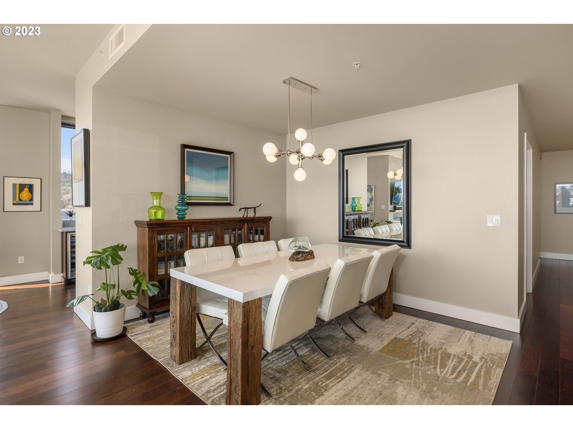 Photo #3: 23046878 Listing 