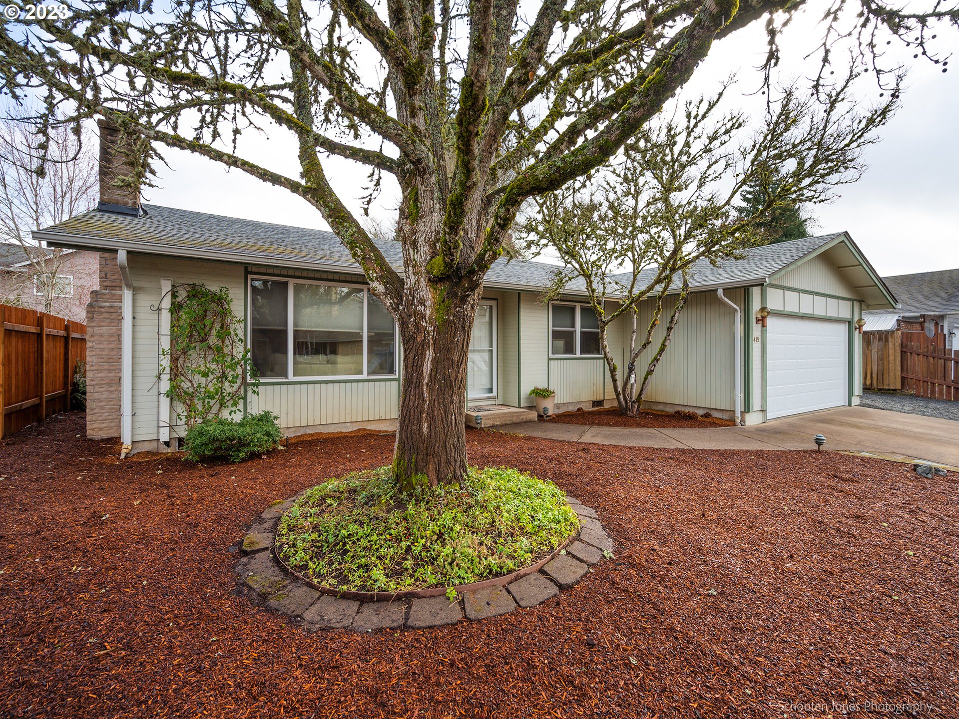 415 67TH ST, Springfield, OR 97478