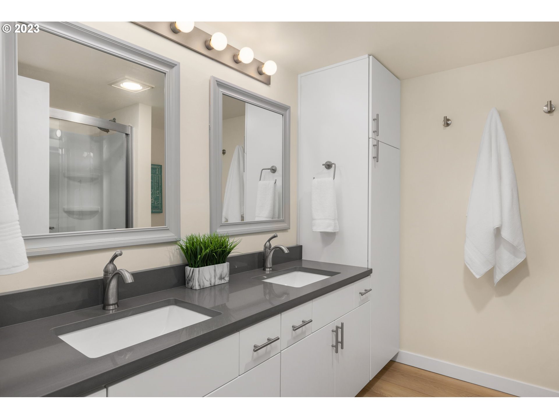Photo #6: 23051770 Listing 